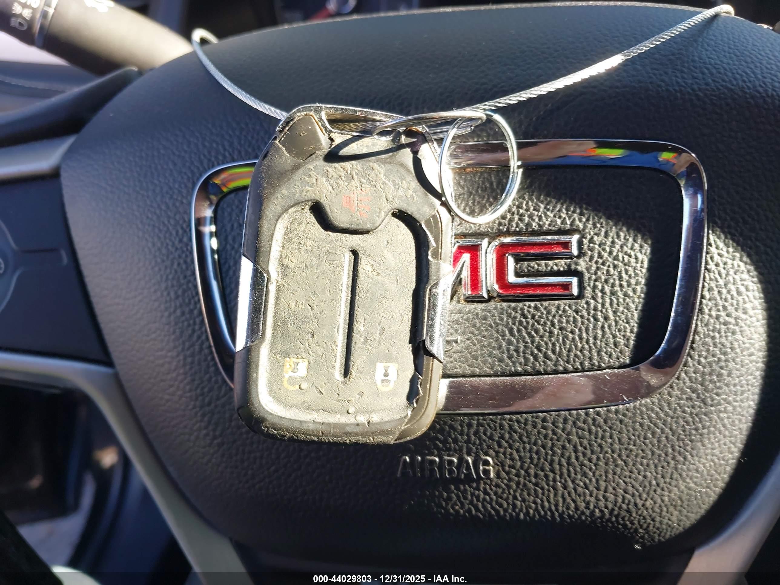 GMC ACADIA image 11