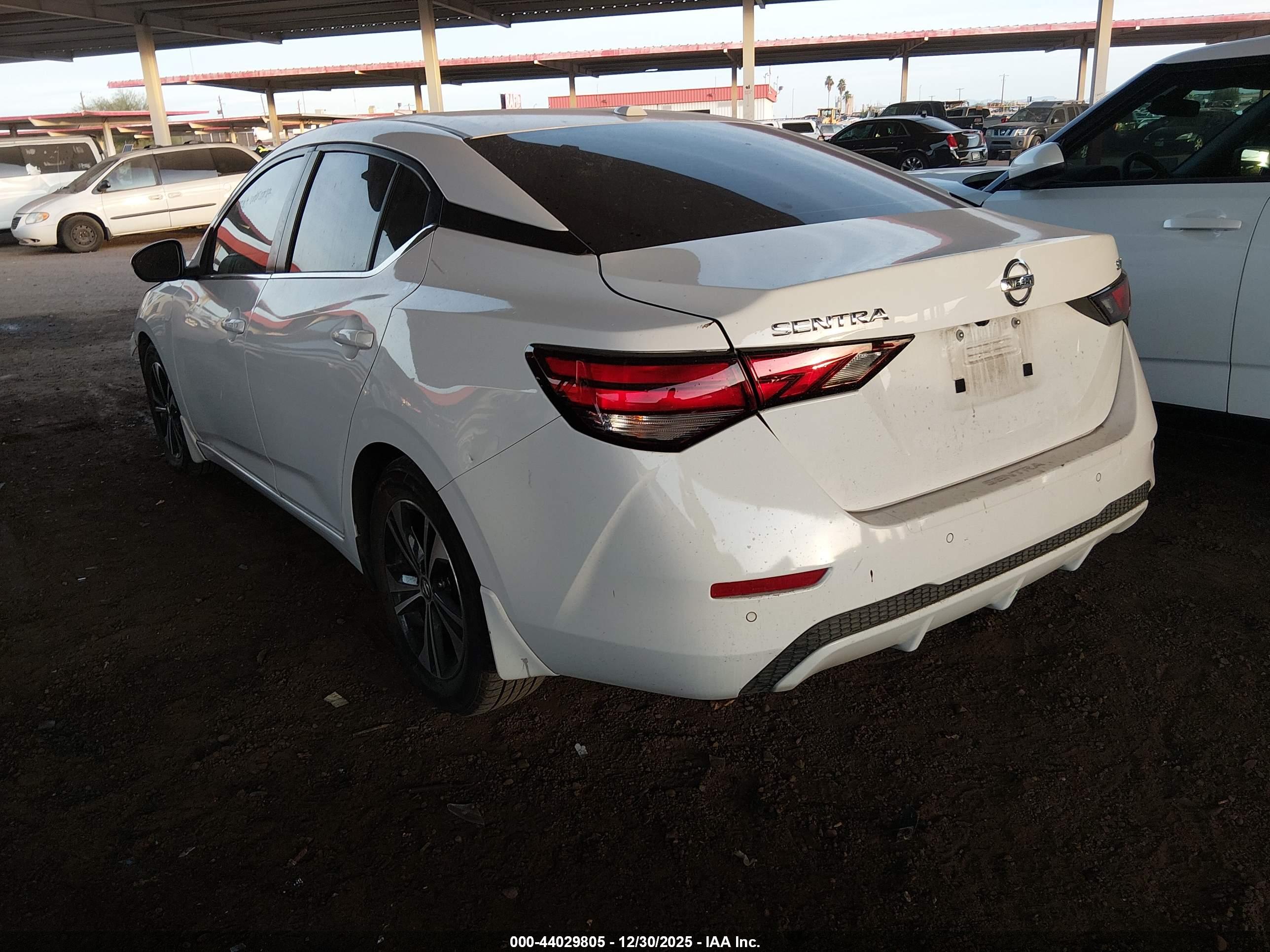 NISSAN SENTRA image 3
