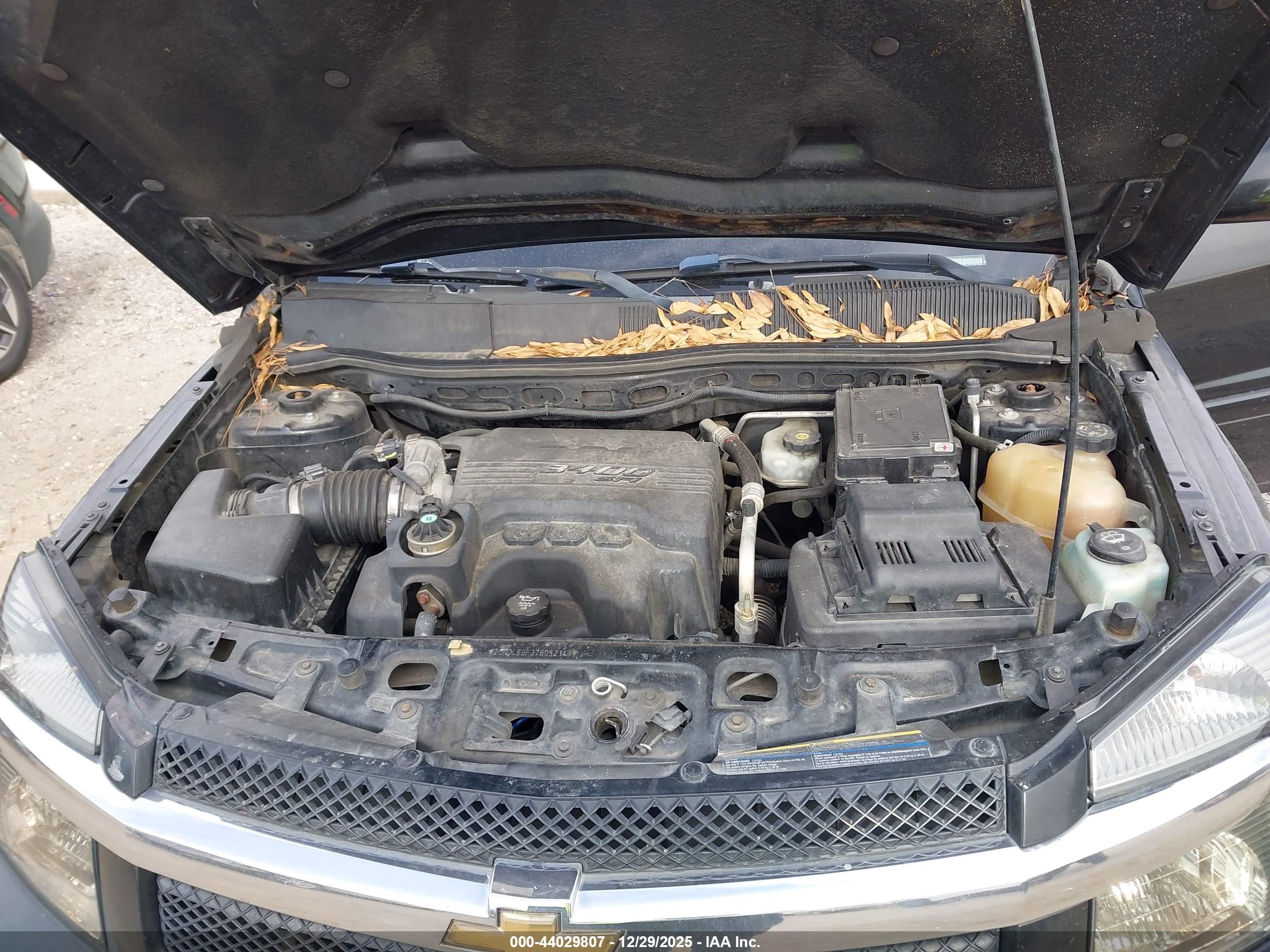 CHEVROLET EQUINOX image 10