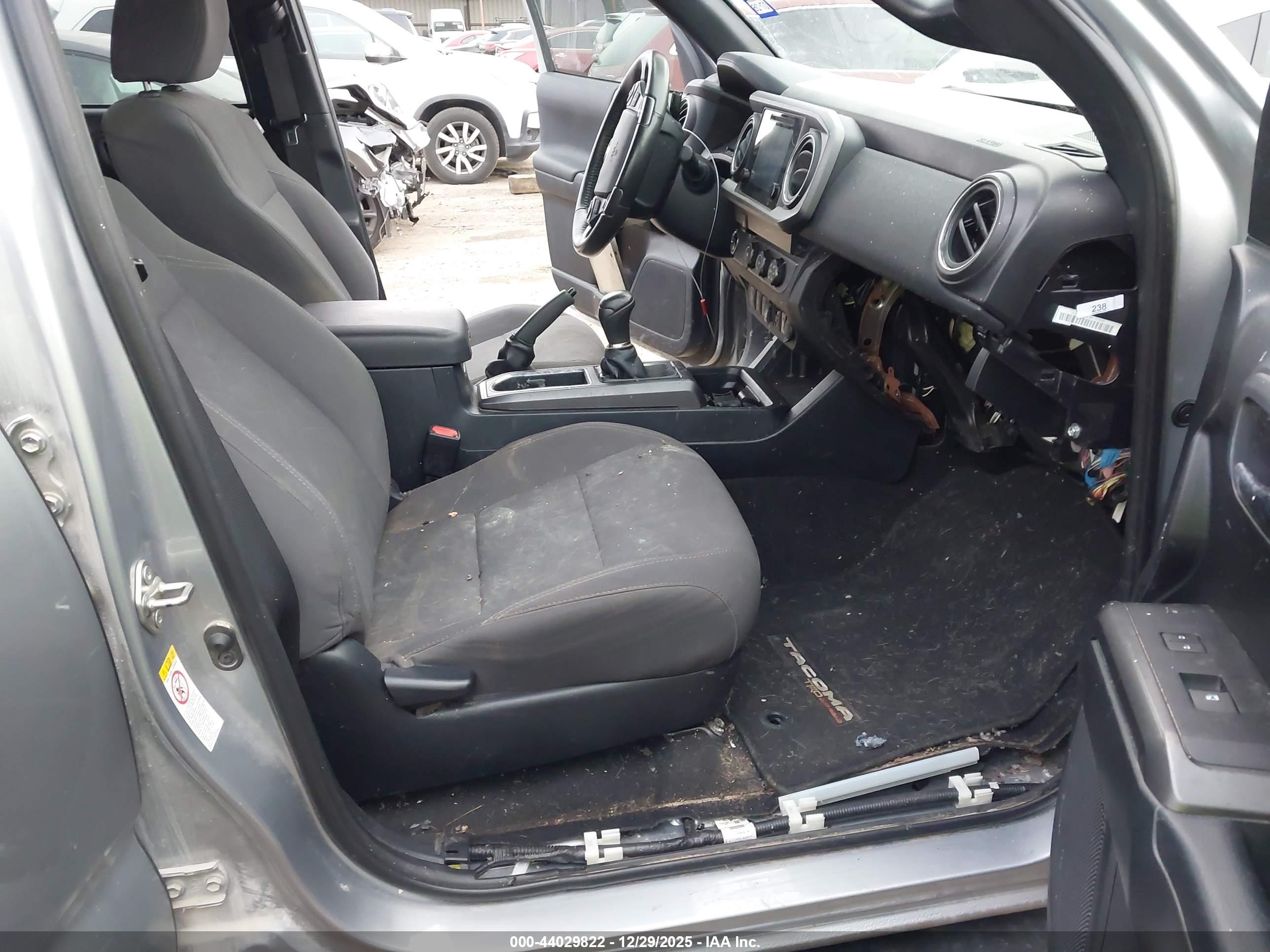 TOYOTA TACOMA image 5