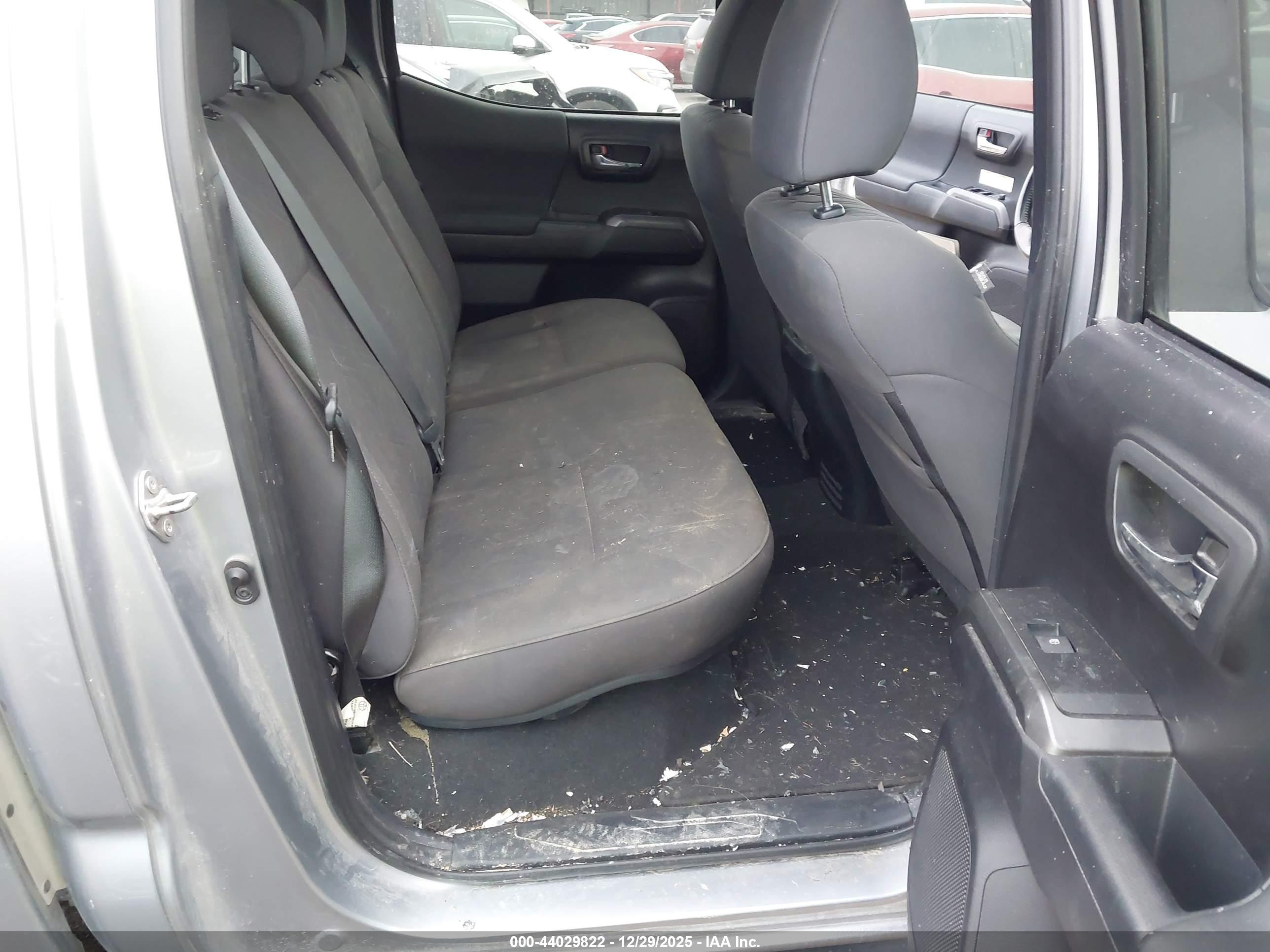 TOYOTA TACOMA image 8