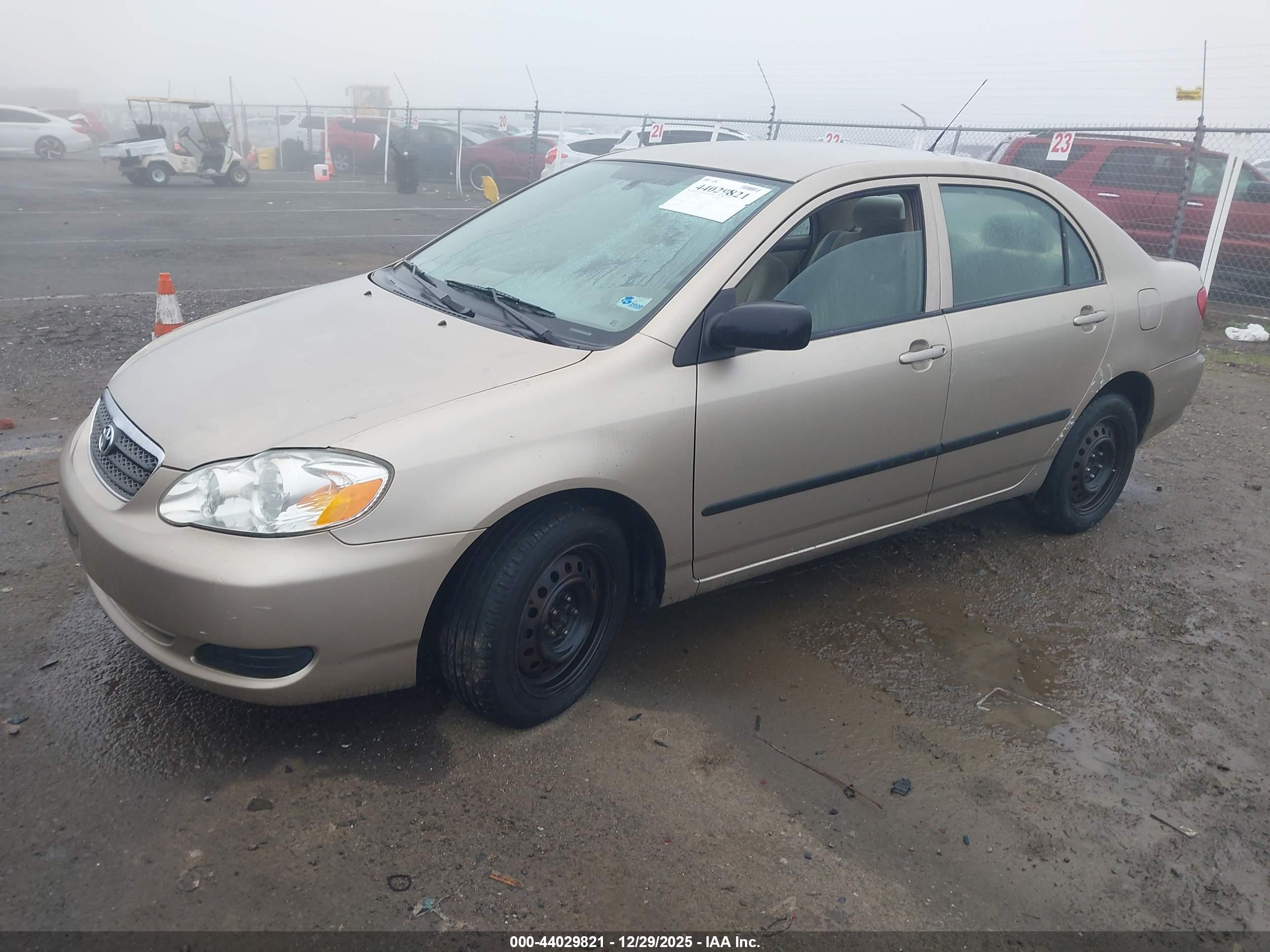 TOYOTA COROLLA image 2