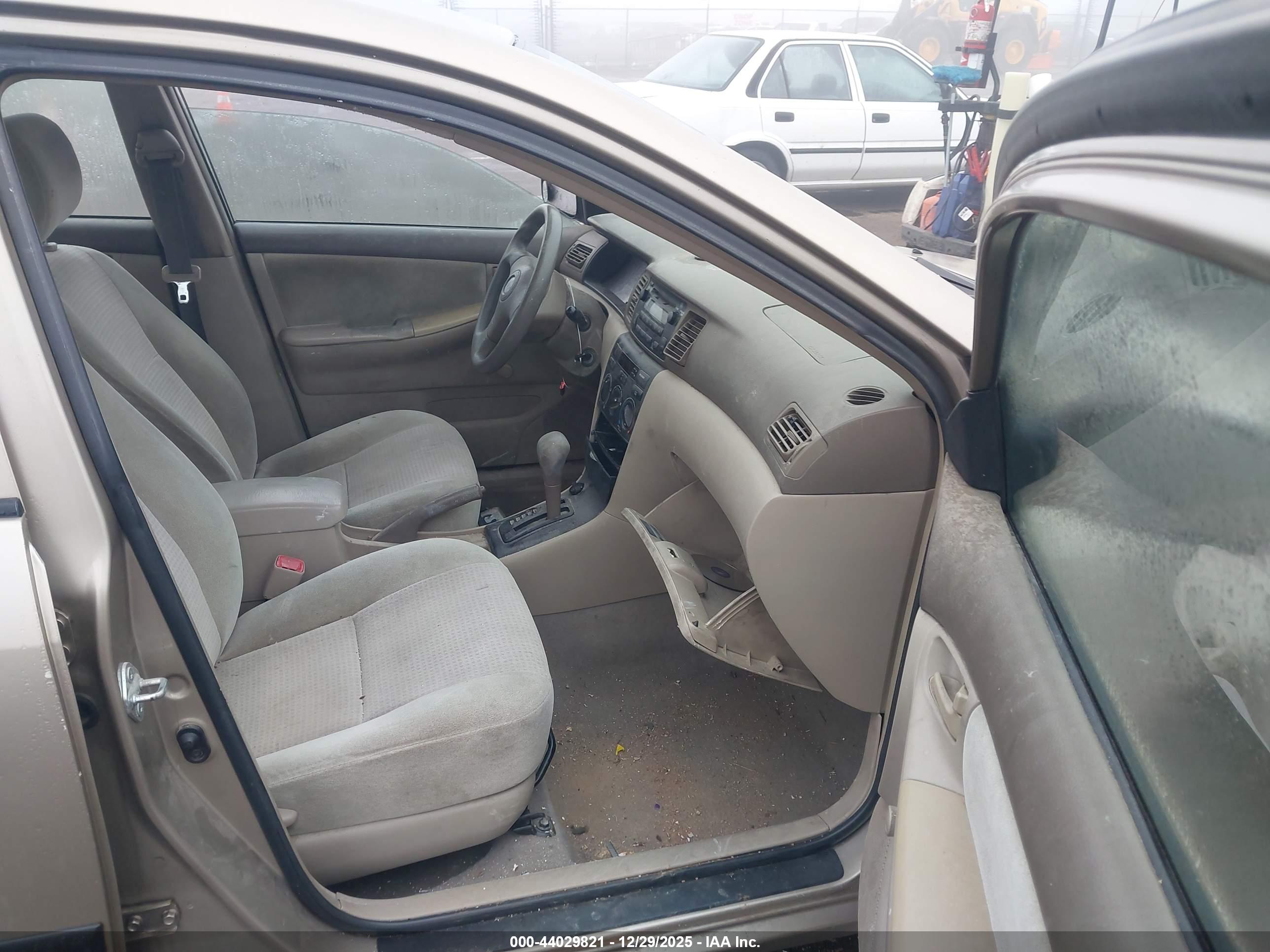 TOYOTA COROLLA image 5