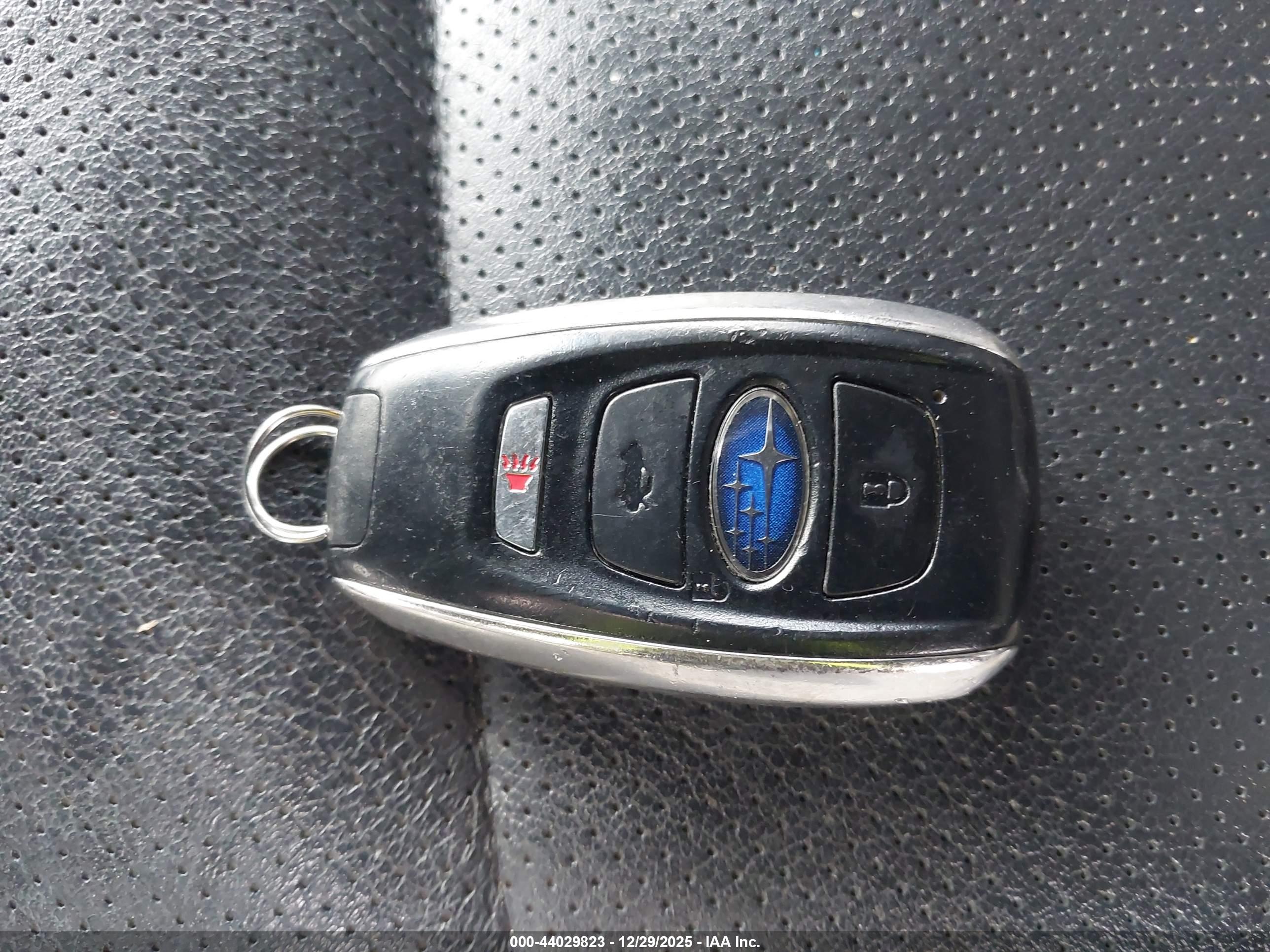 SUBARU OUTBACK image 11