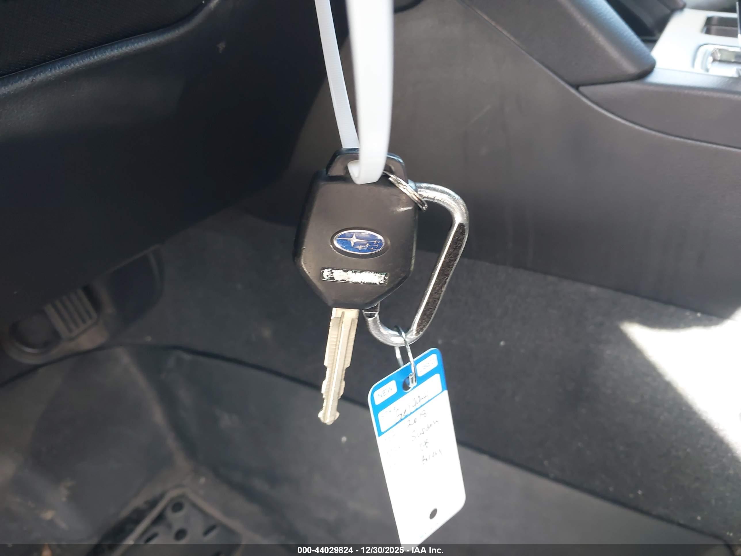 SUBARU OUTBACK image 11
