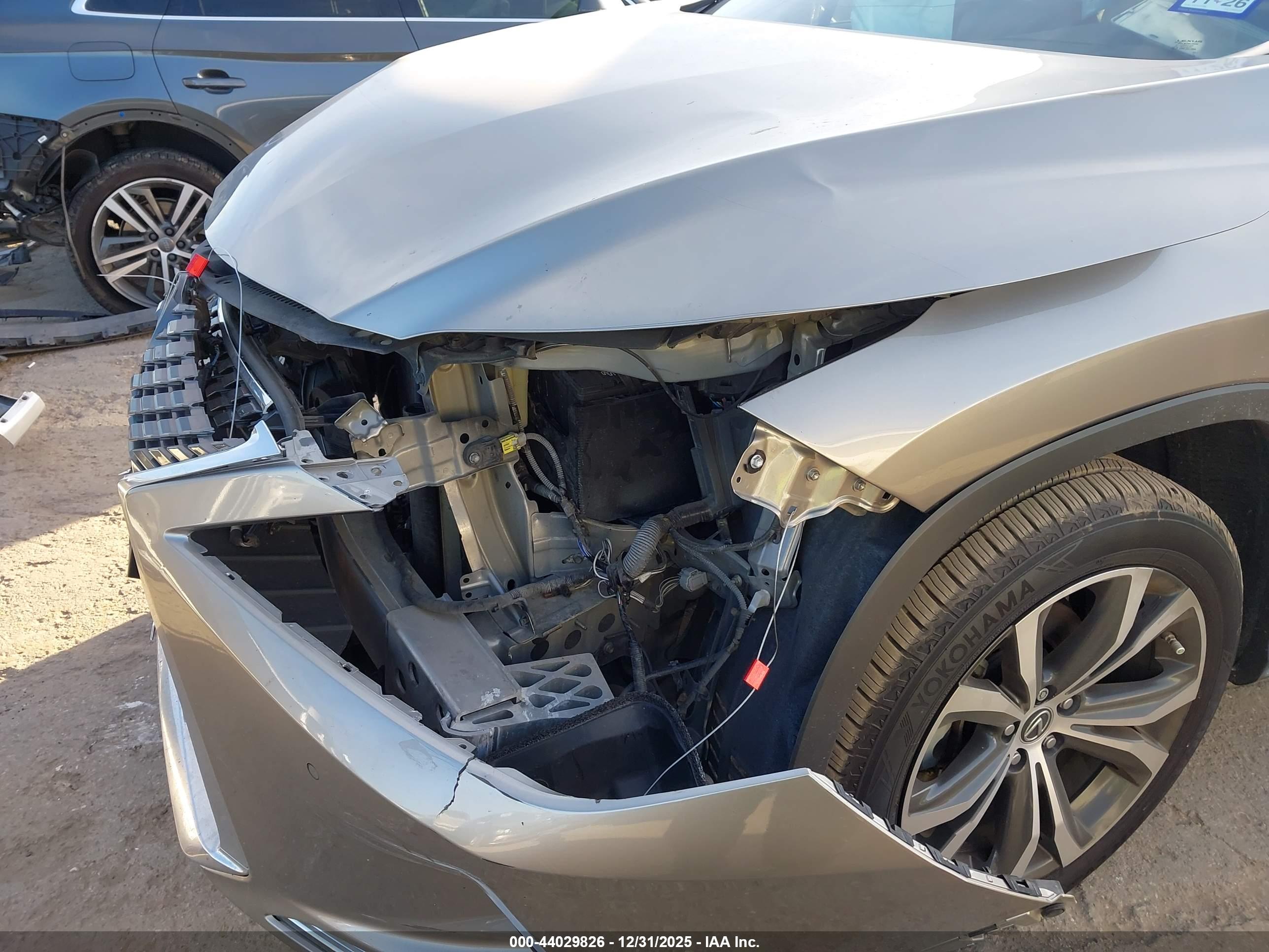 LEXUS RX image 6