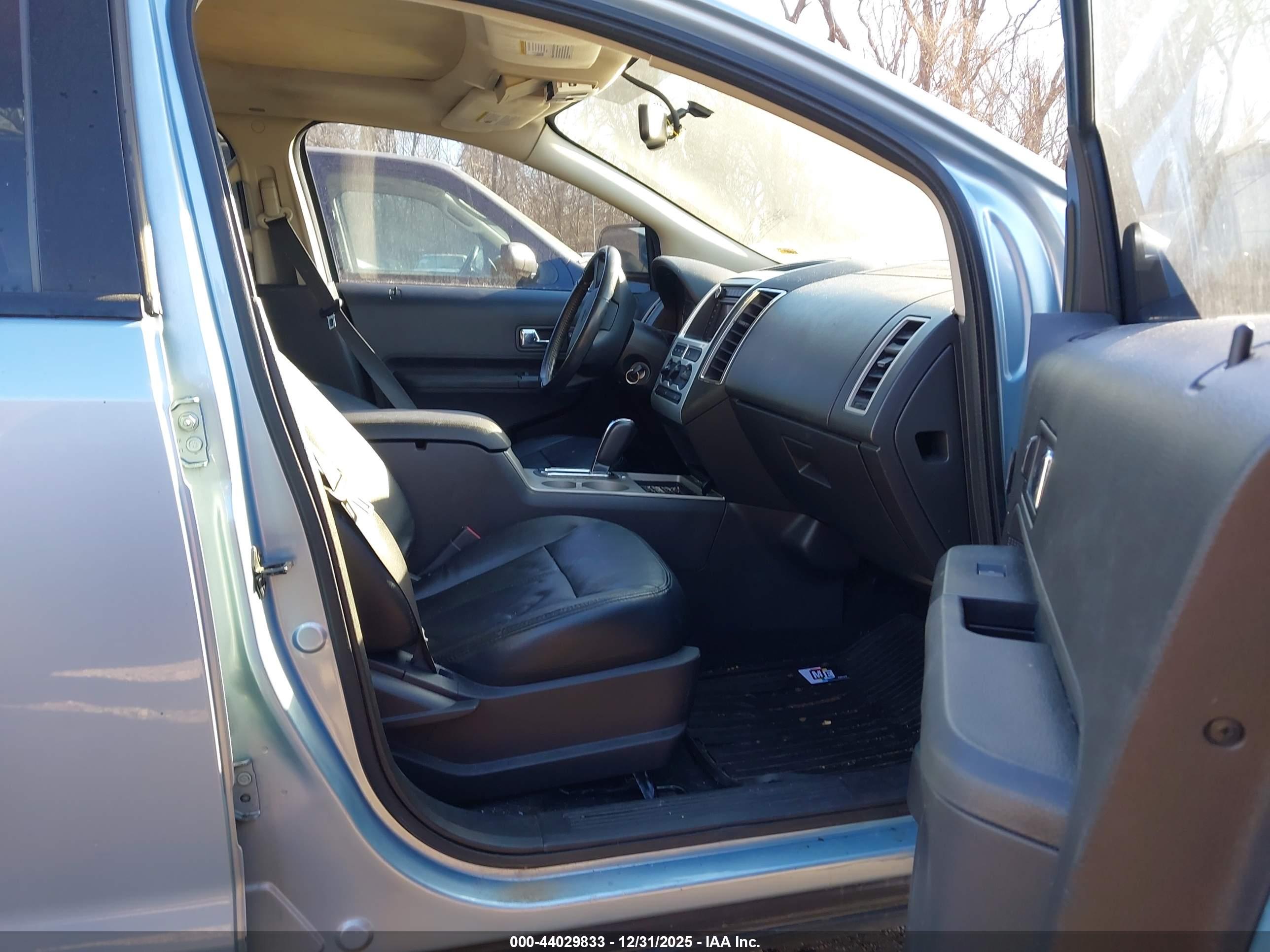 FORD EDGE image 5