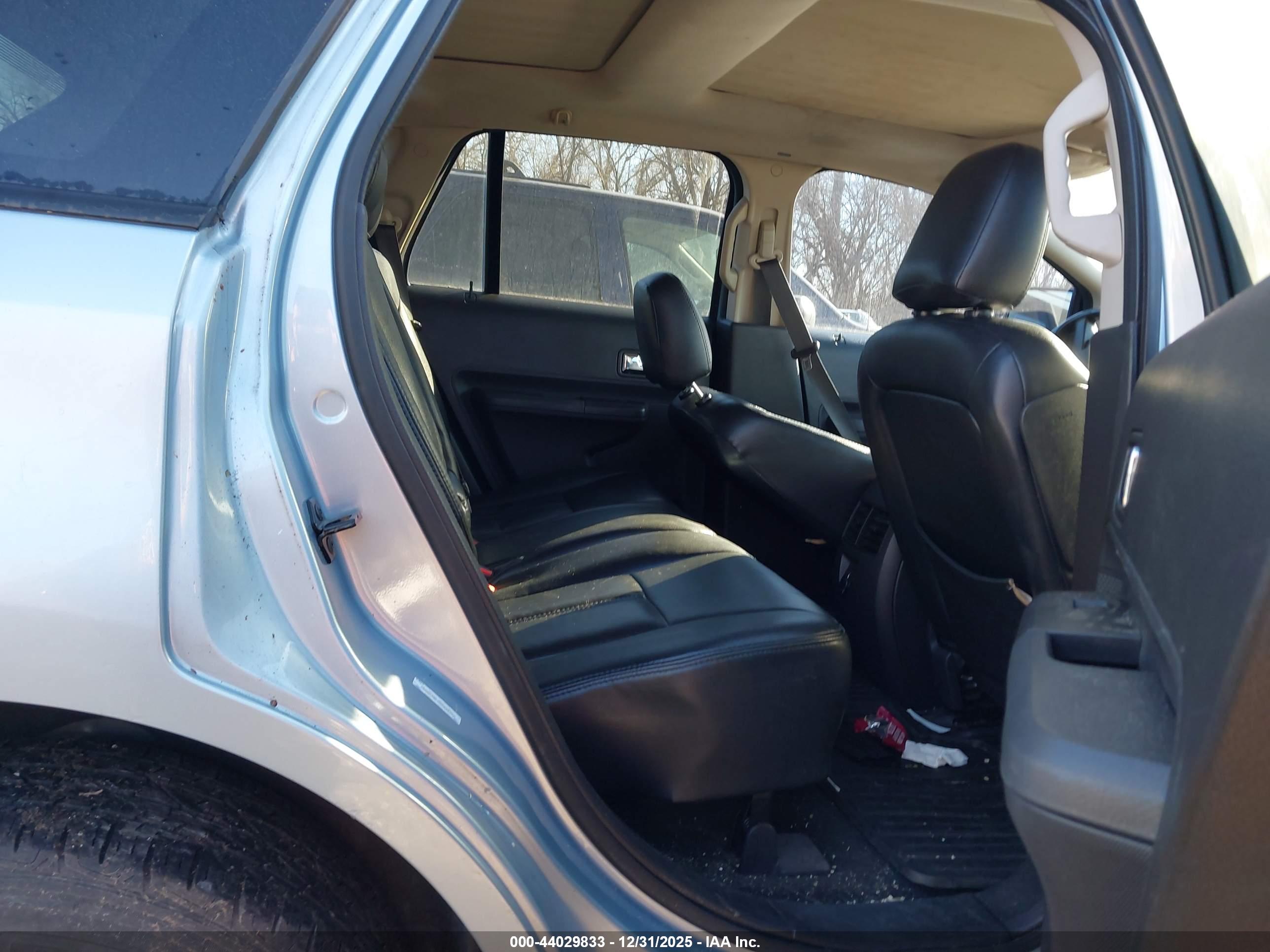FORD EDGE image 8