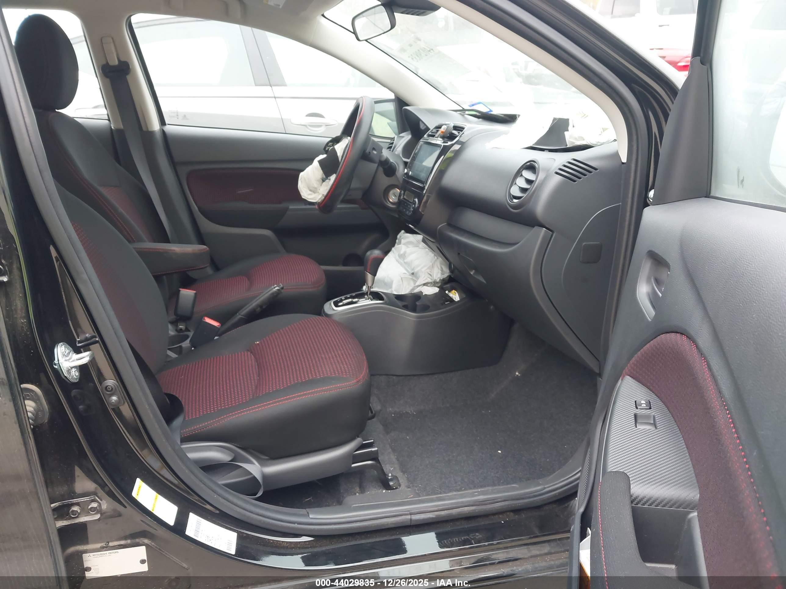 MITSUBISHI MIRAGE image 5