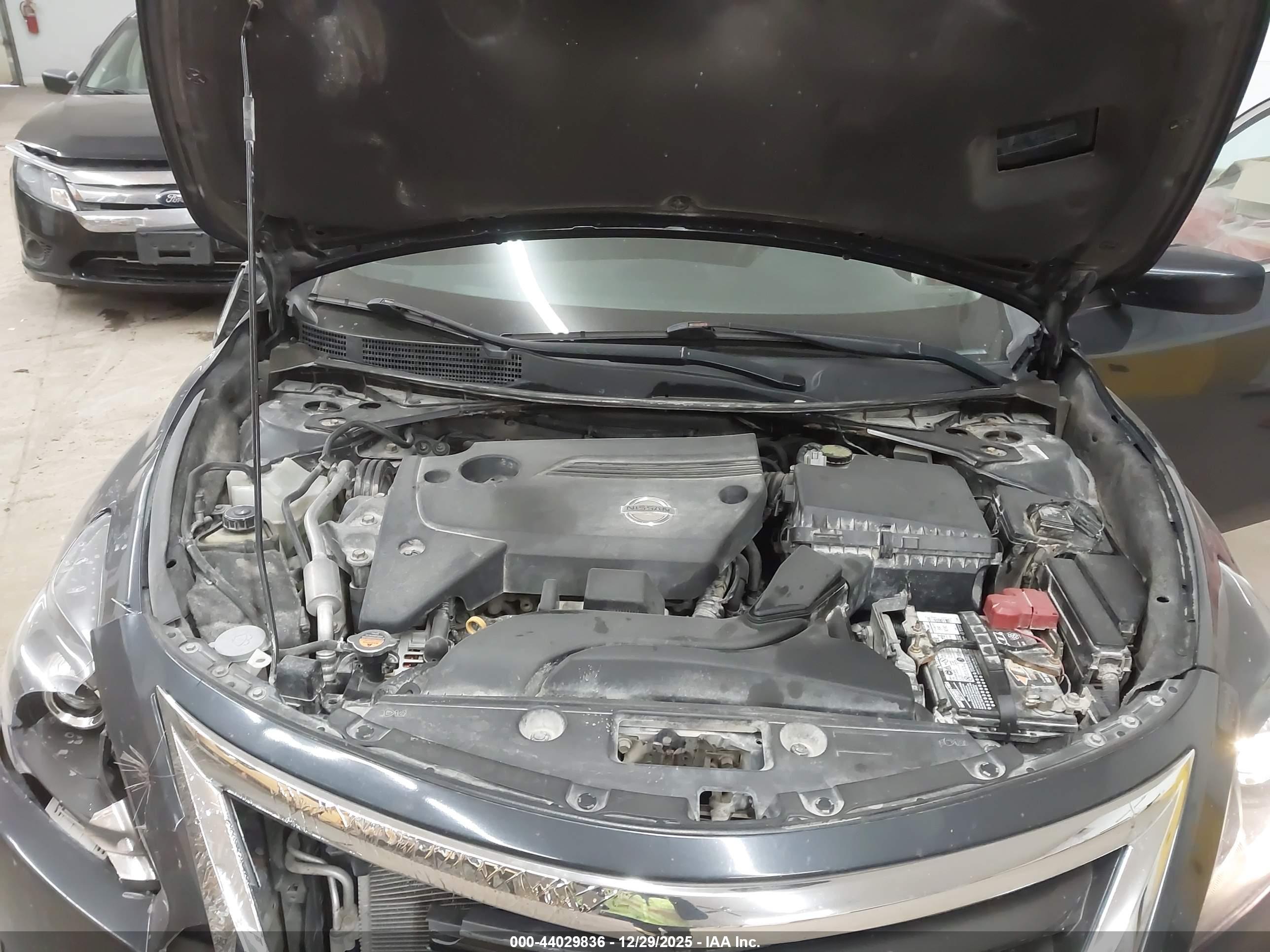 NISSAN ALTIMA image 10