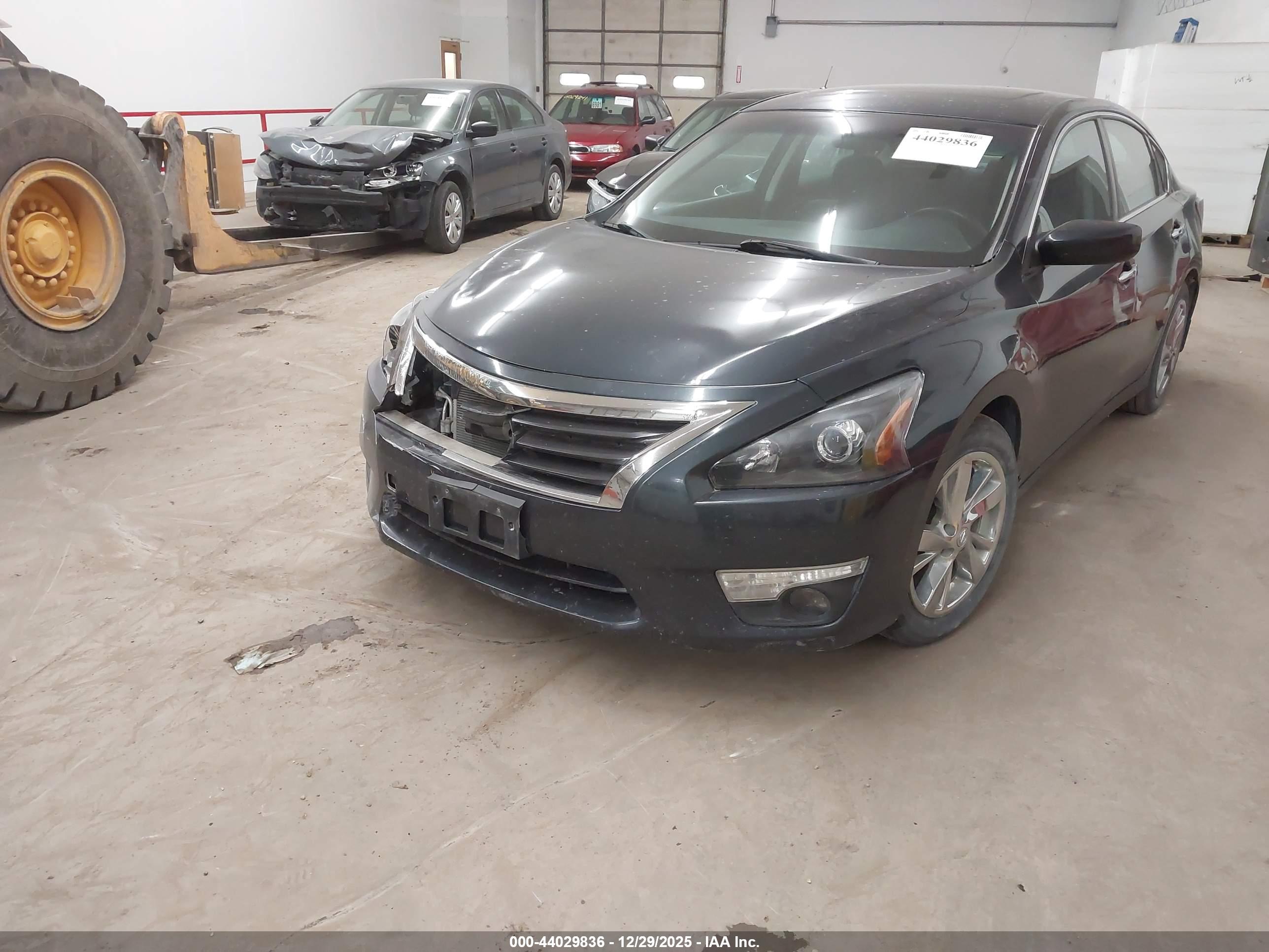 NISSAN ALTIMA image 2