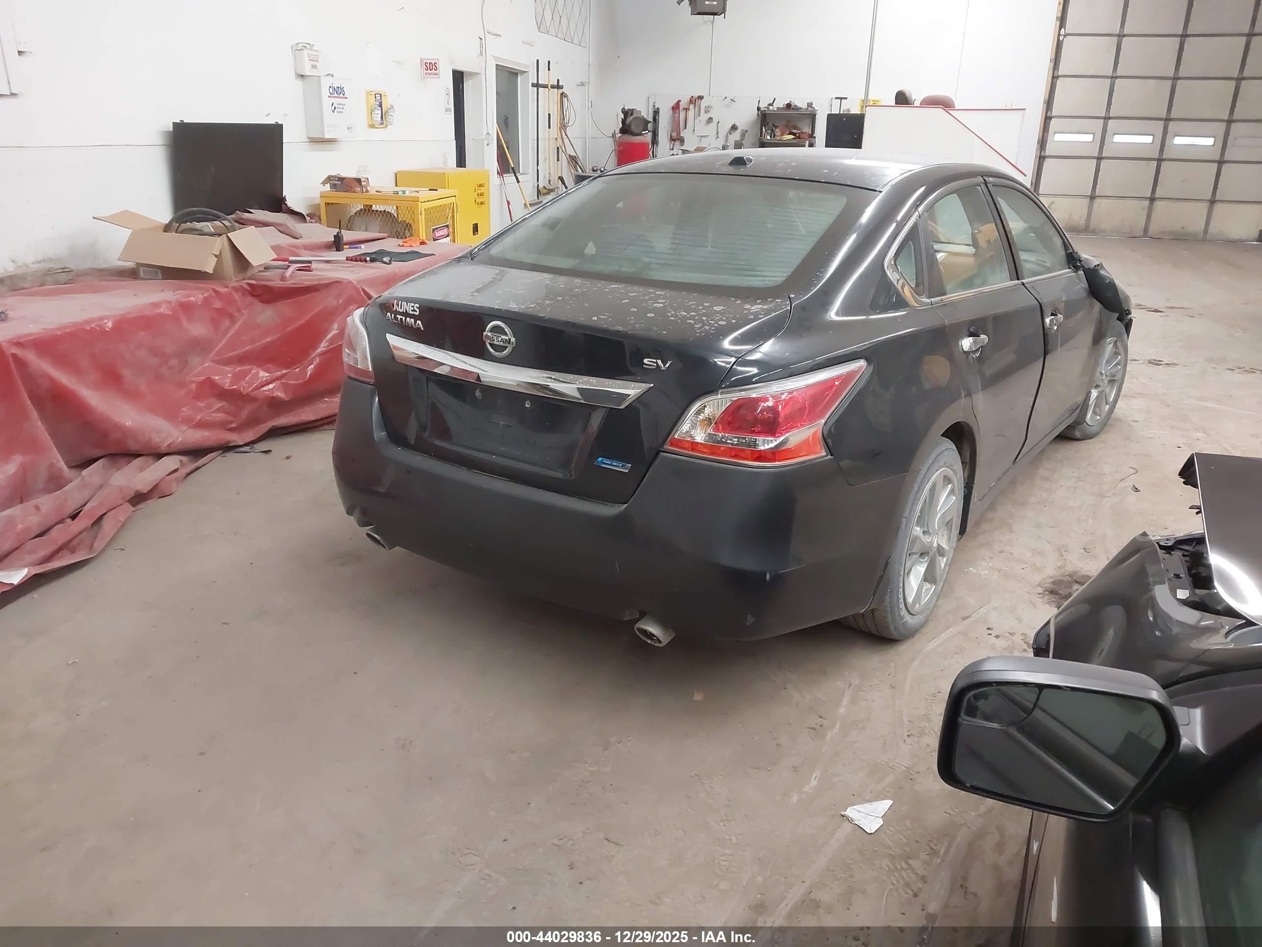 NISSAN ALTIMA image 4