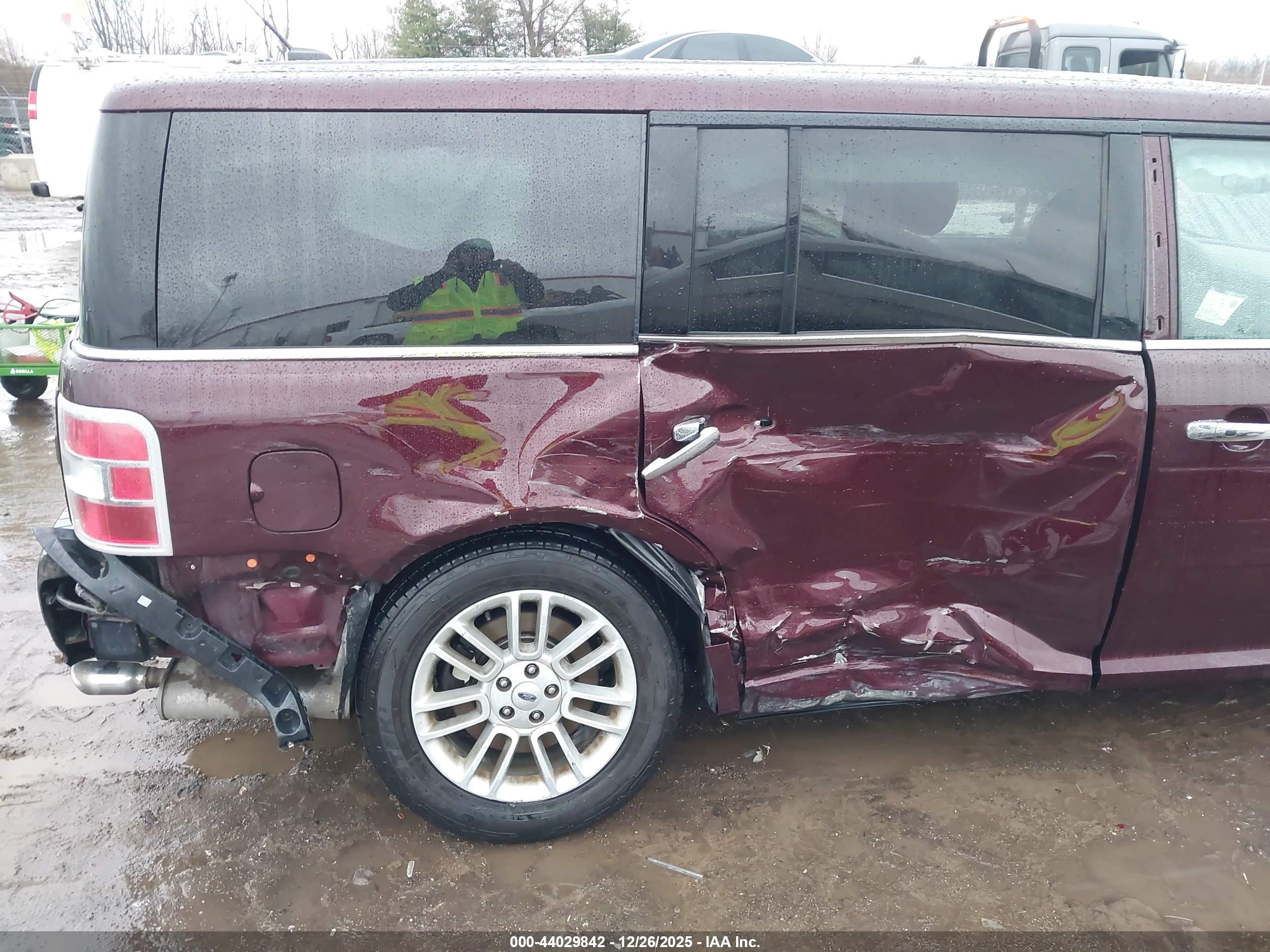 FORD FLEX image 6