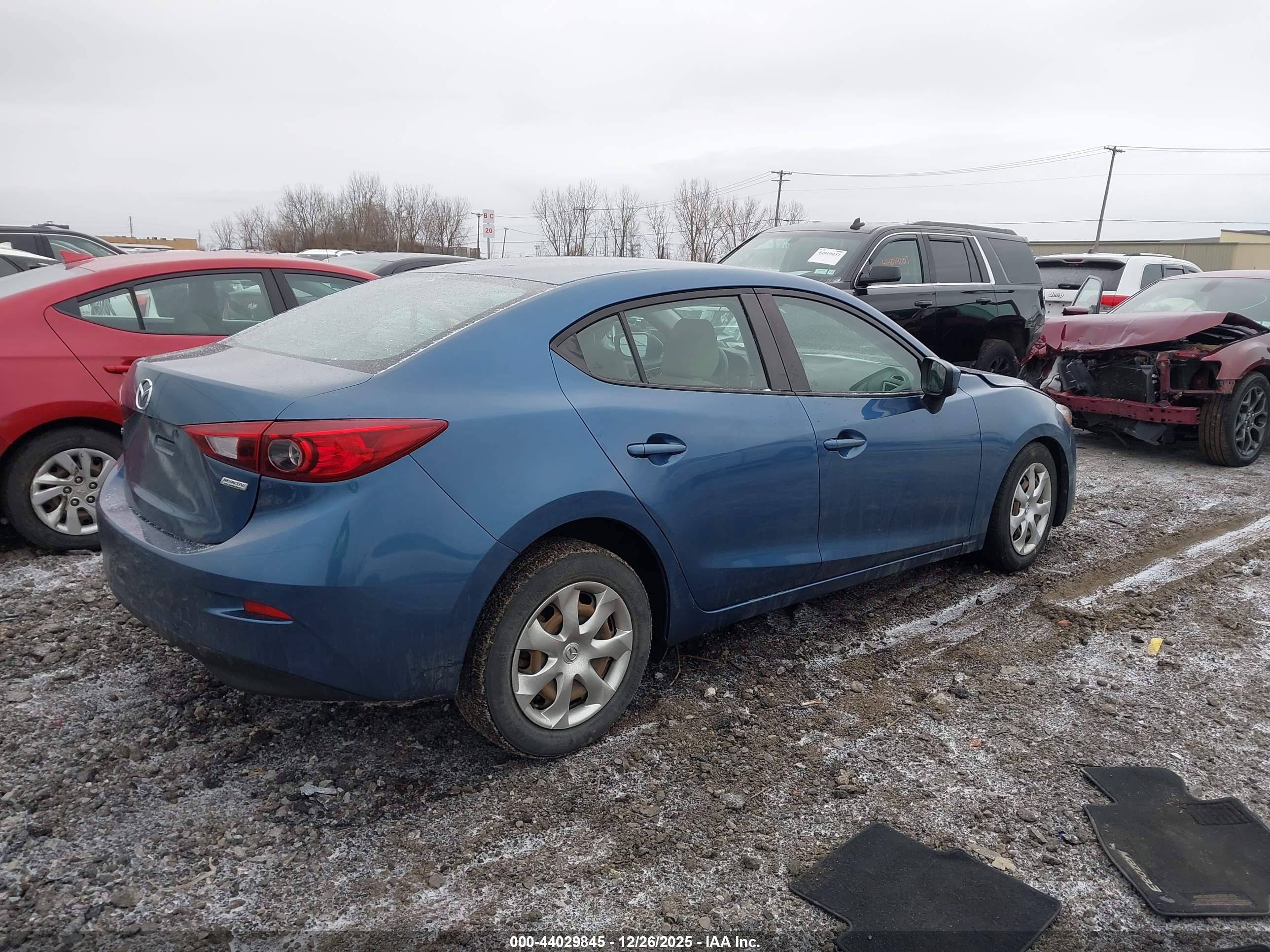 MAZDA MAZDA3 image 4