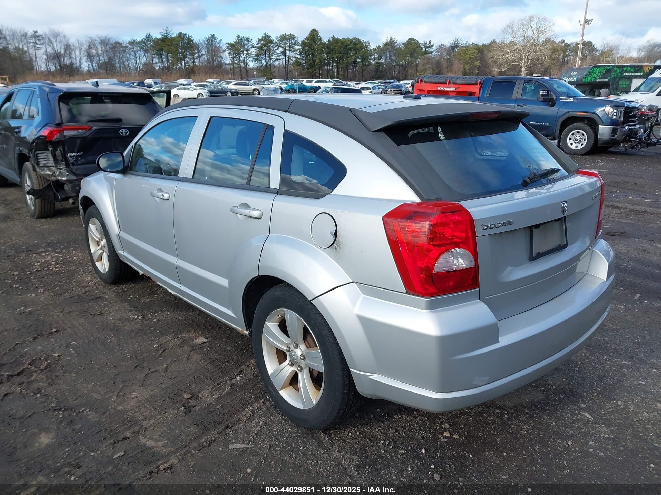 DODGE CALIBER image 3