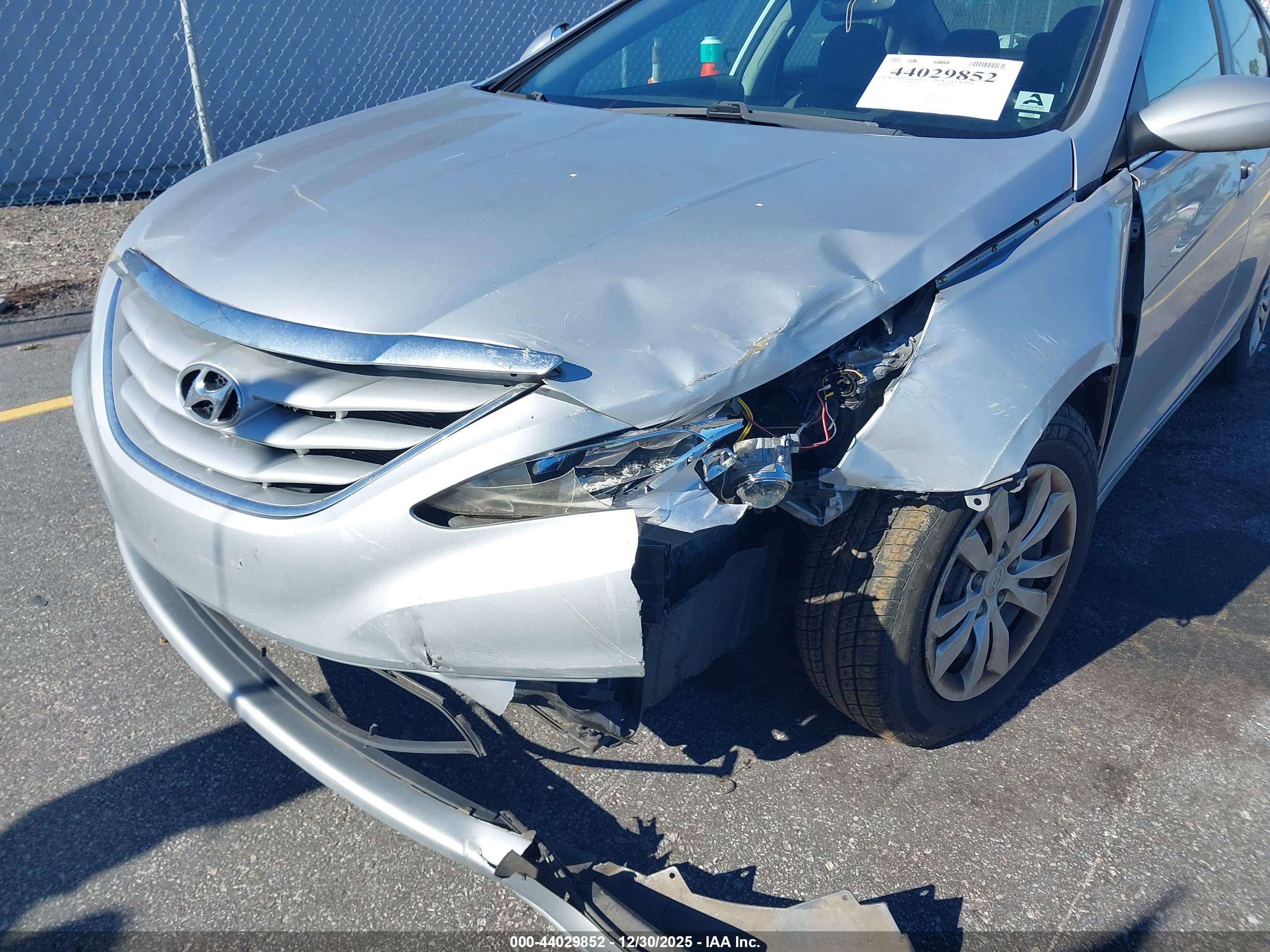 HYUNDAI SONATA image 6