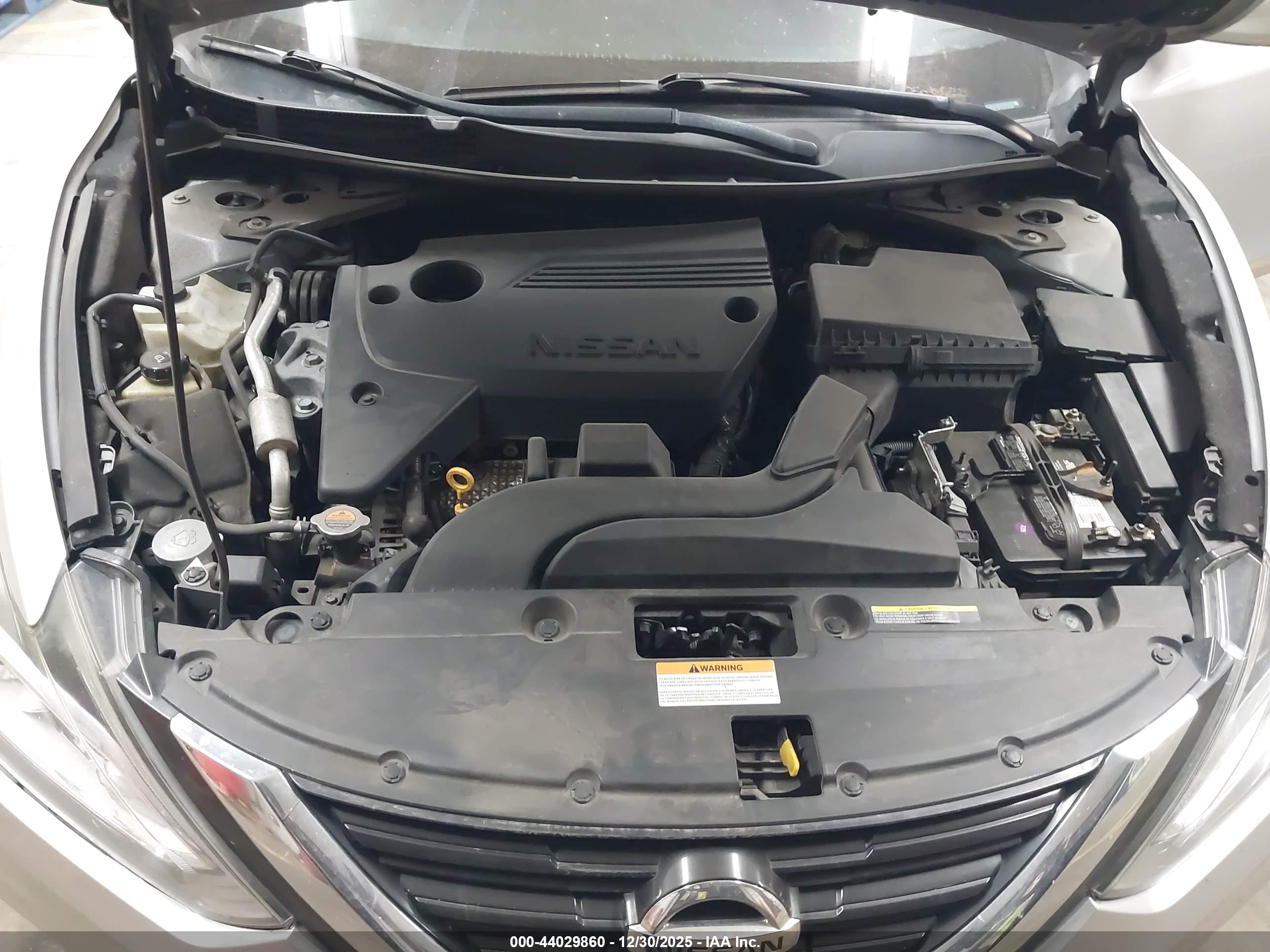 NISSAN ALTIMA image 10