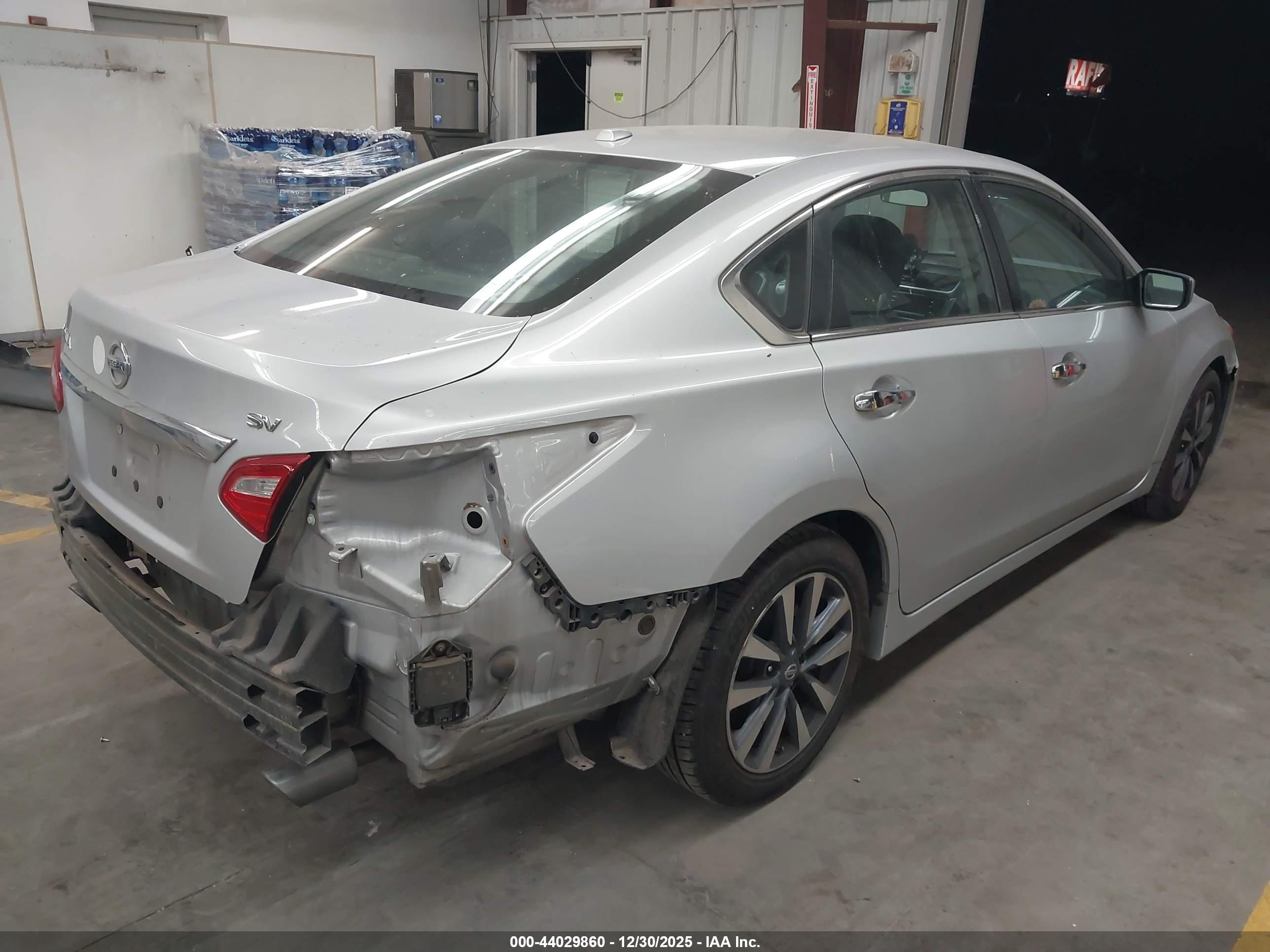 NISSAN ALTIMA image 4
