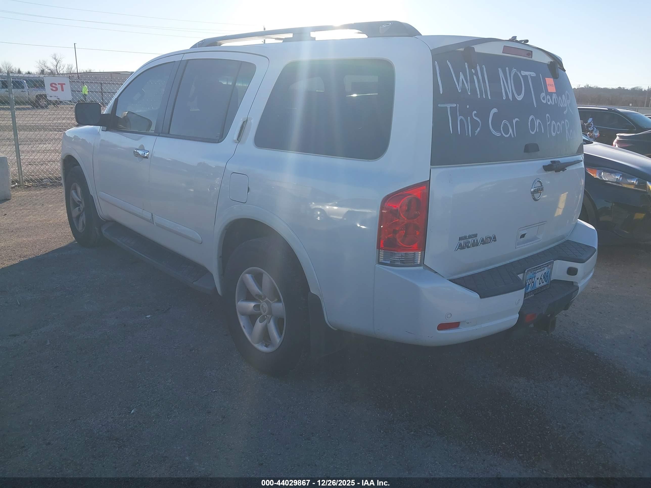 NISSAN ARMADA image 3