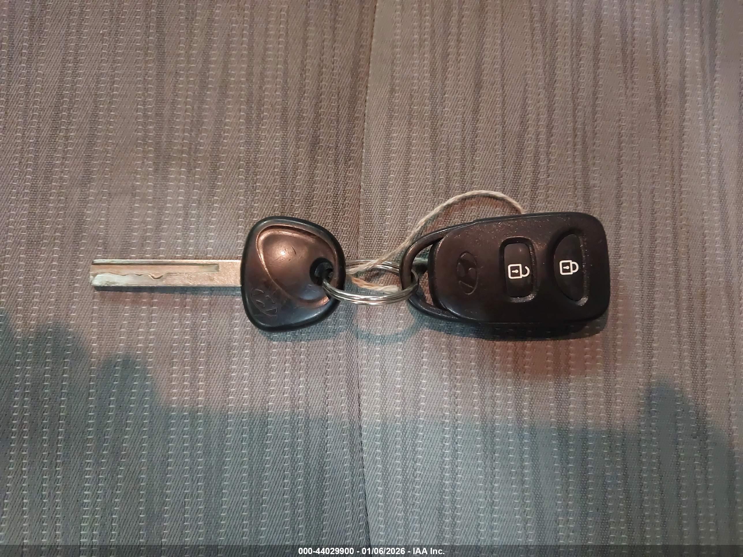HYUNDAI ACCENT image 11