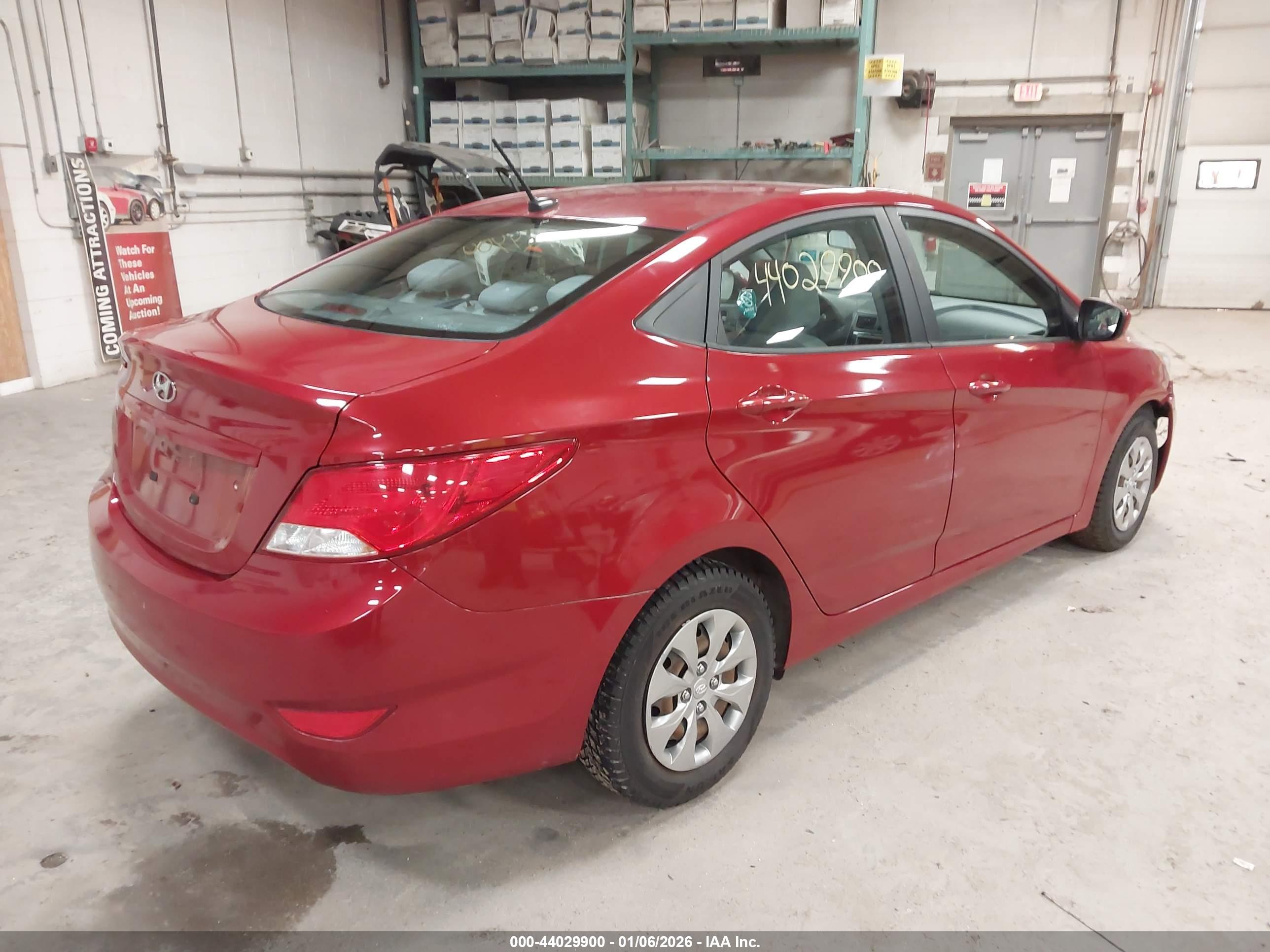 HYUNDAI ACCENT image 4
