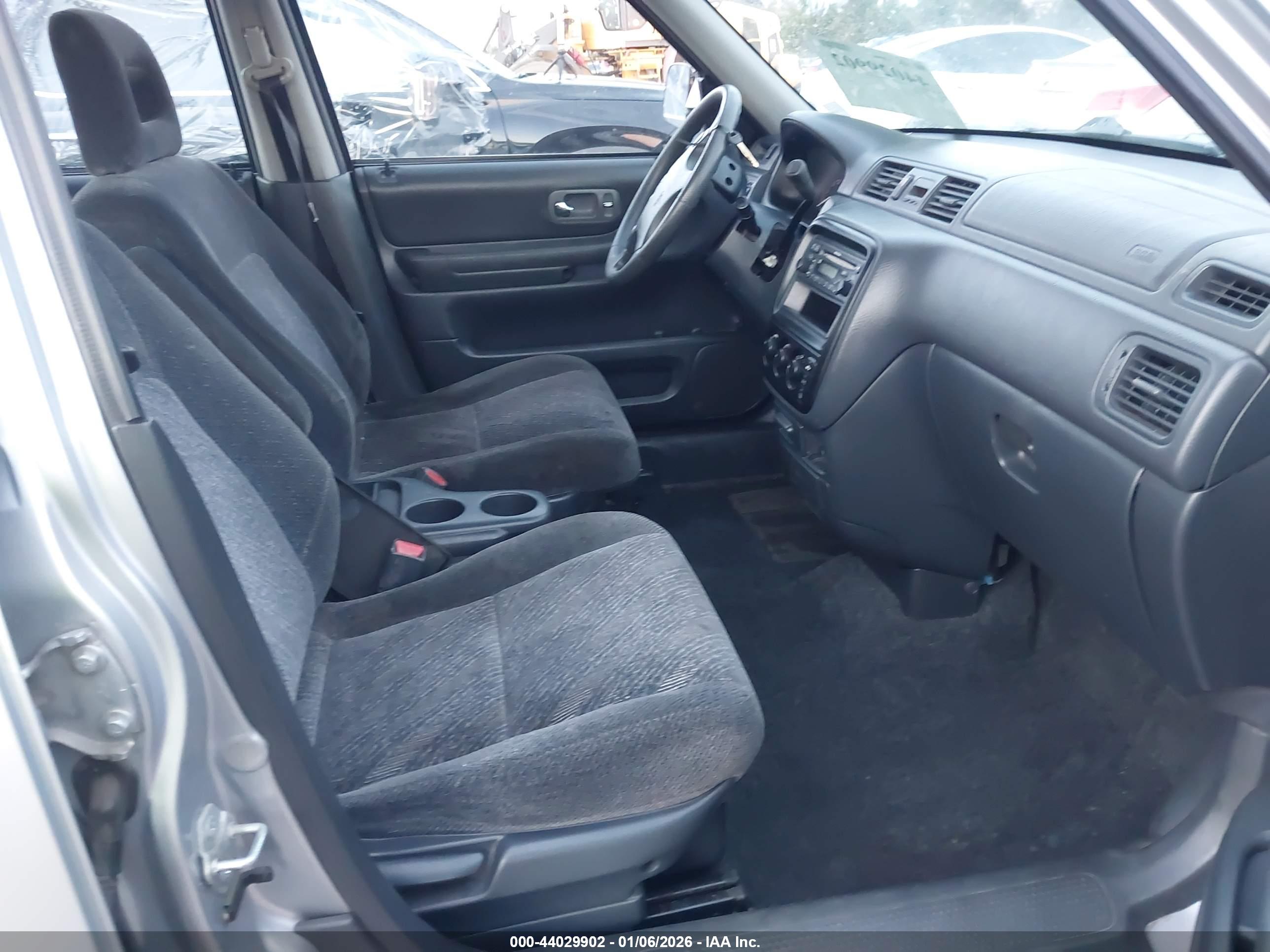 HONDA CR-V image 5