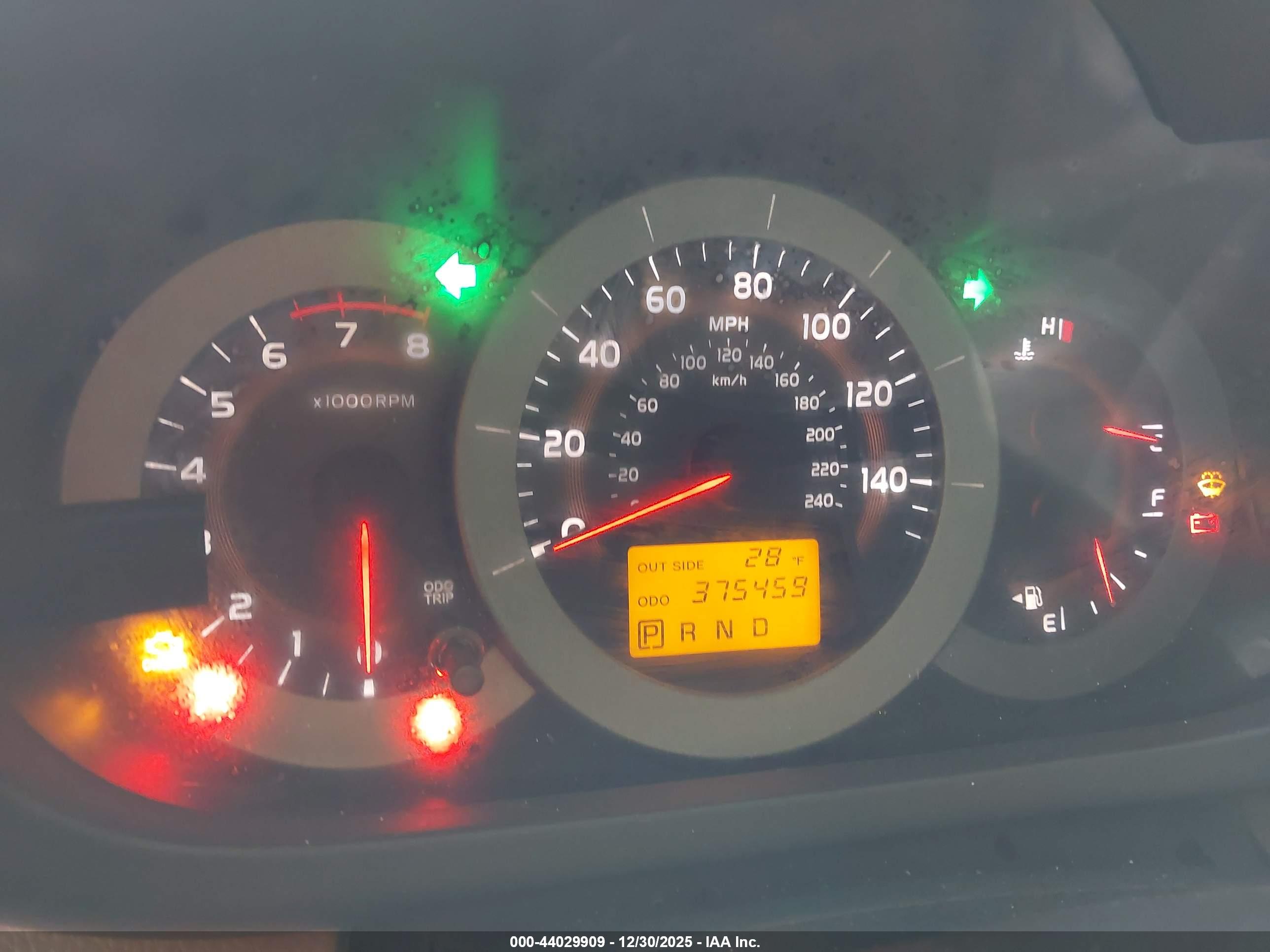 TOYOTA RAV4 image 7