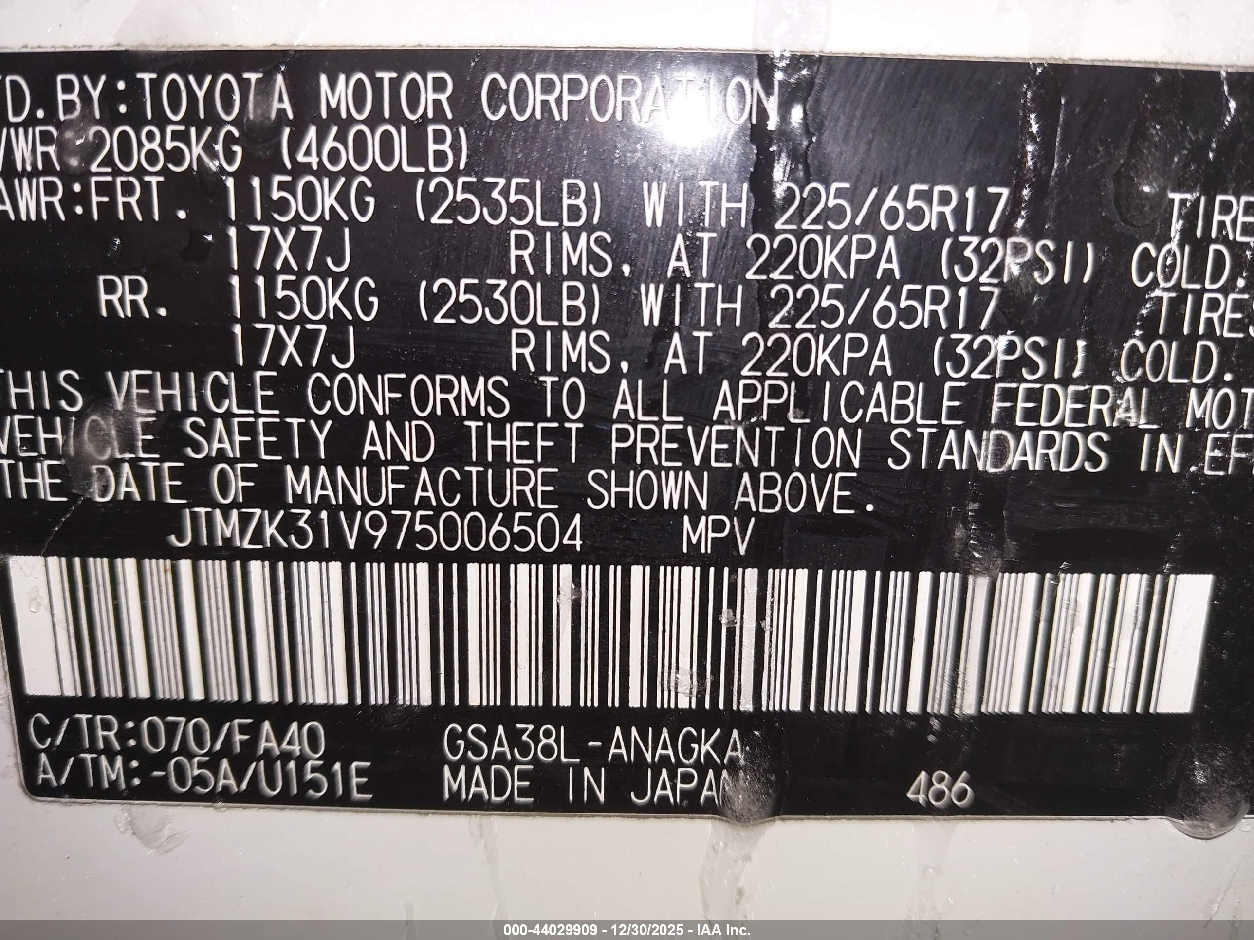 TOYOTA RAV4 image 9