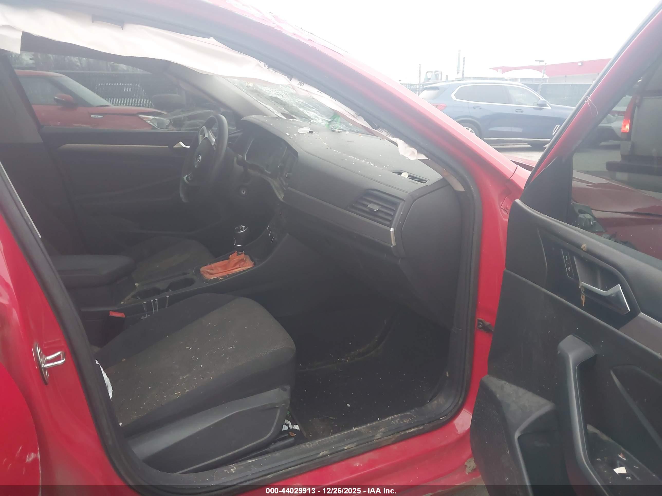 VOLKSWAGEN JETTA image 5