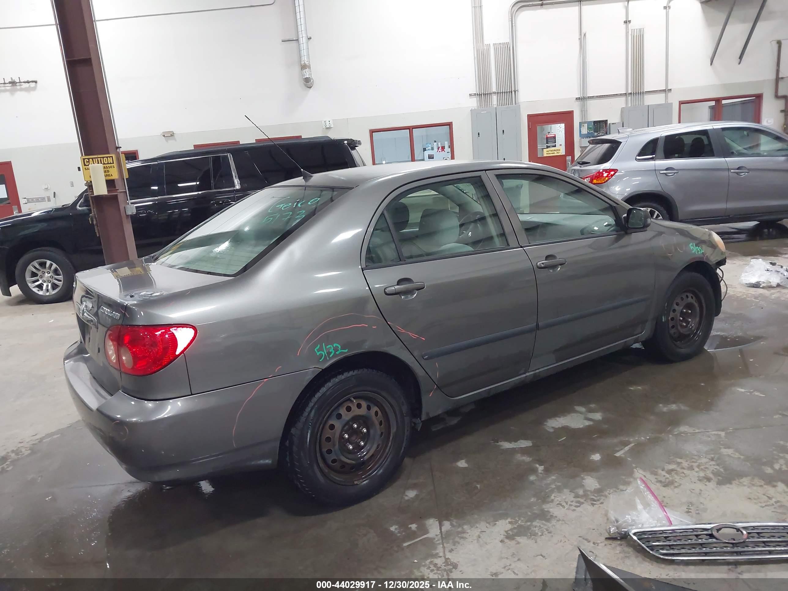 TOYOTA COROLLA image 4