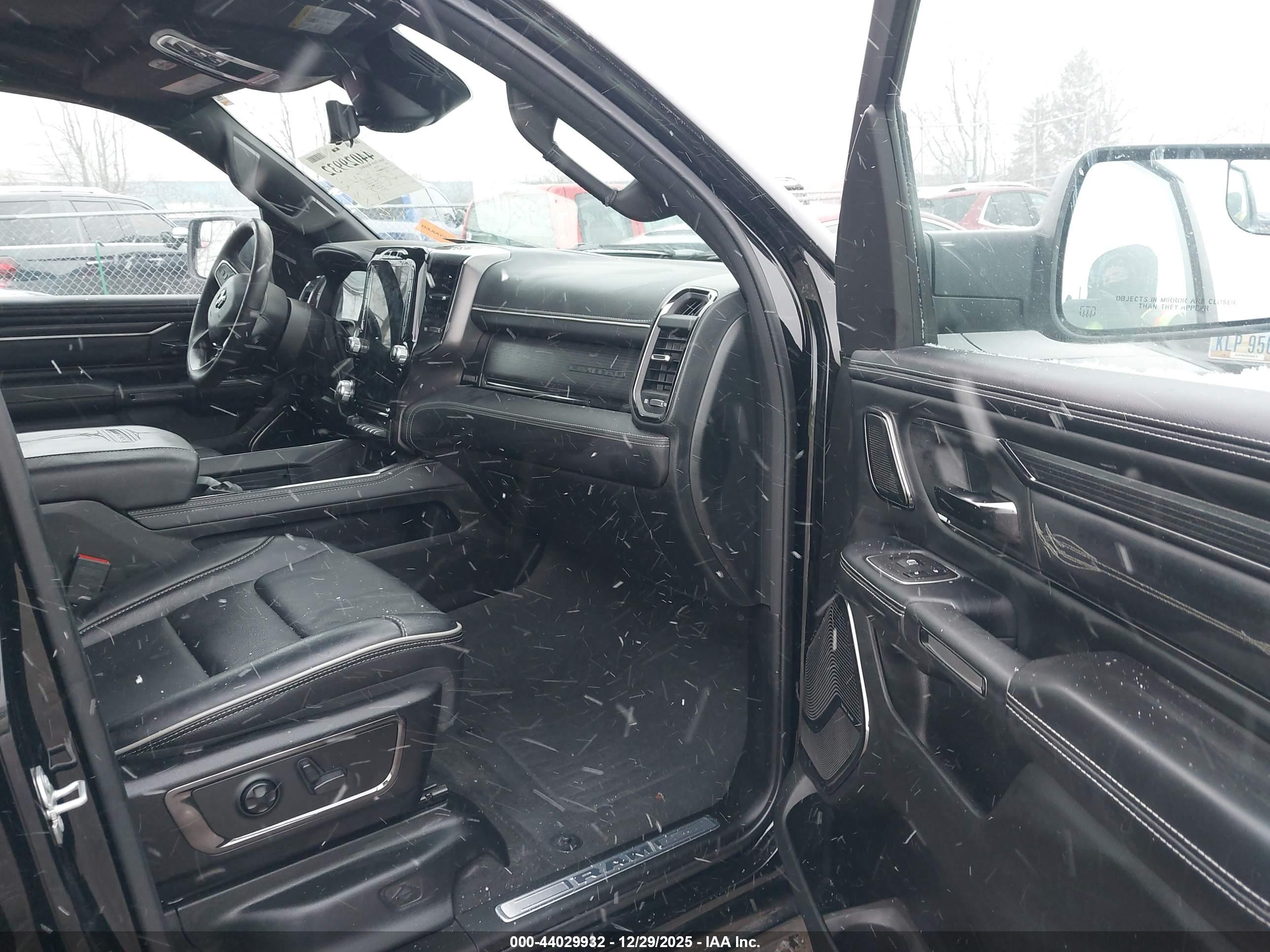 RAM 1500 image 5