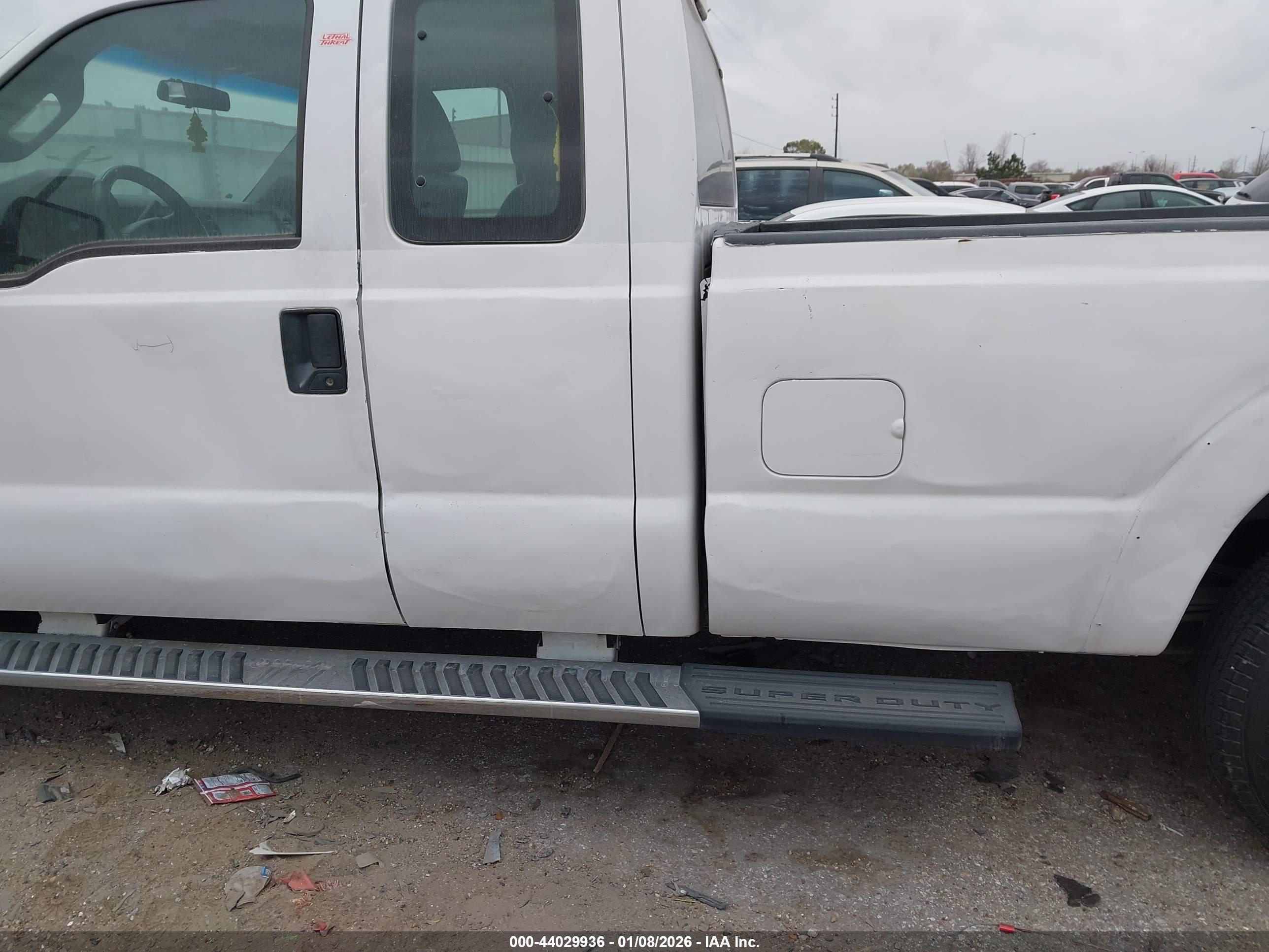 FORD F-250 image 6