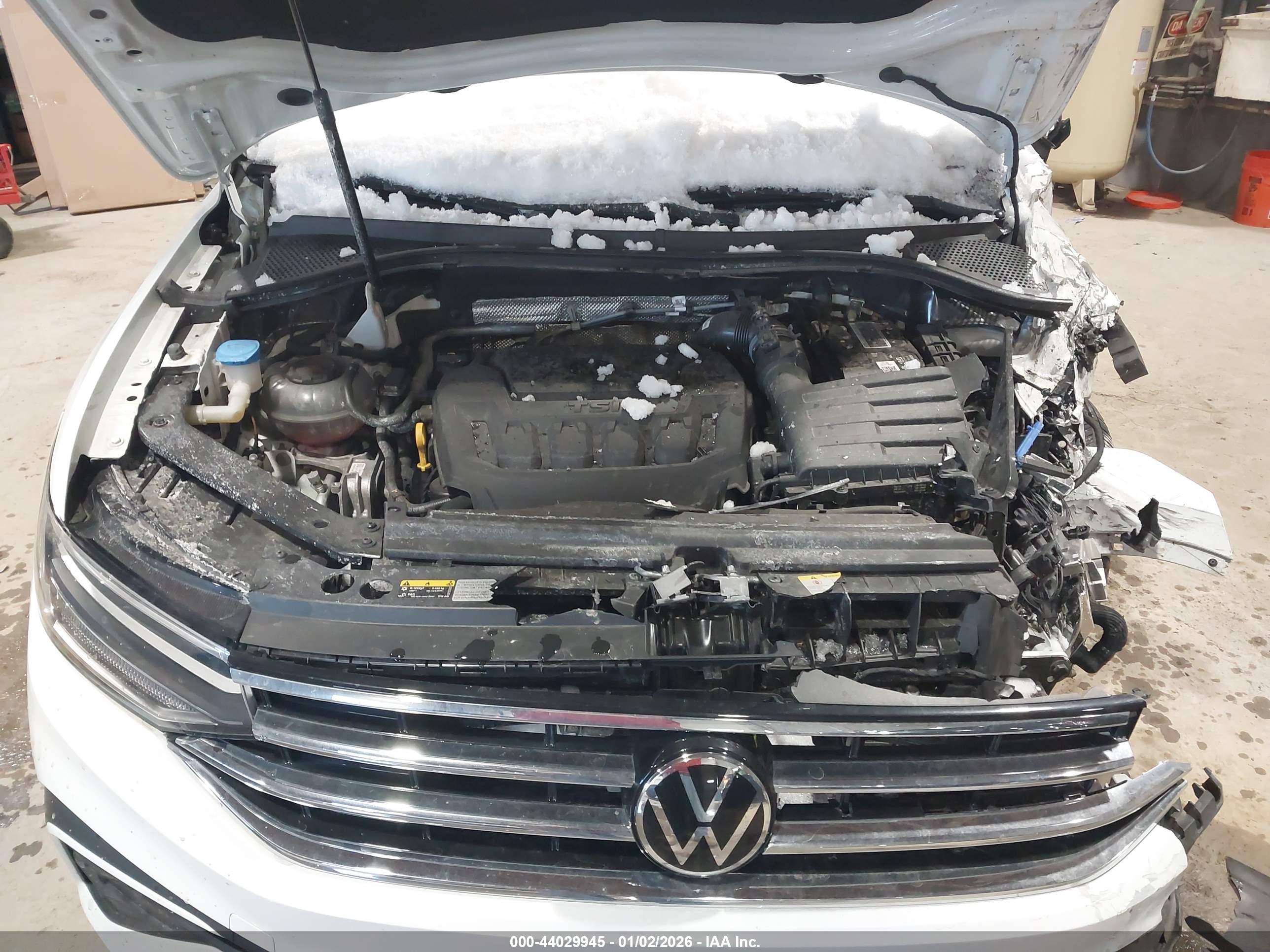 VOLKSWAGEN TIGUAN image 10
