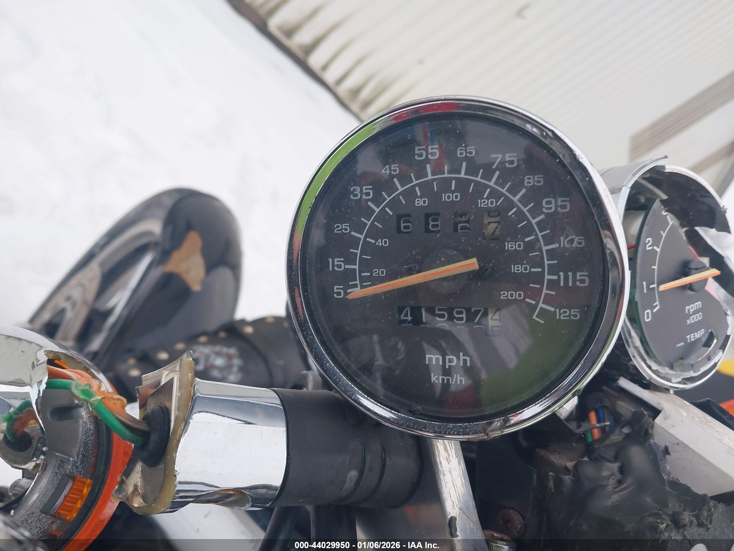 HONDA VT700 image 7