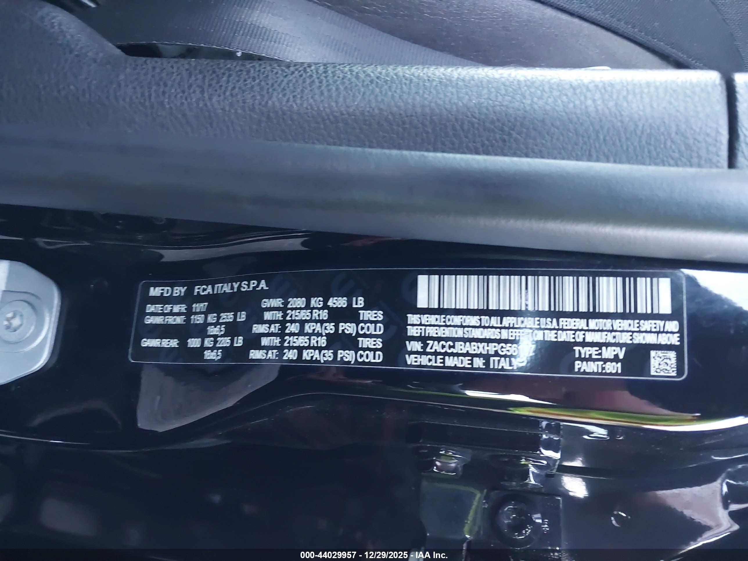 JEEP RENEGADE image 9
