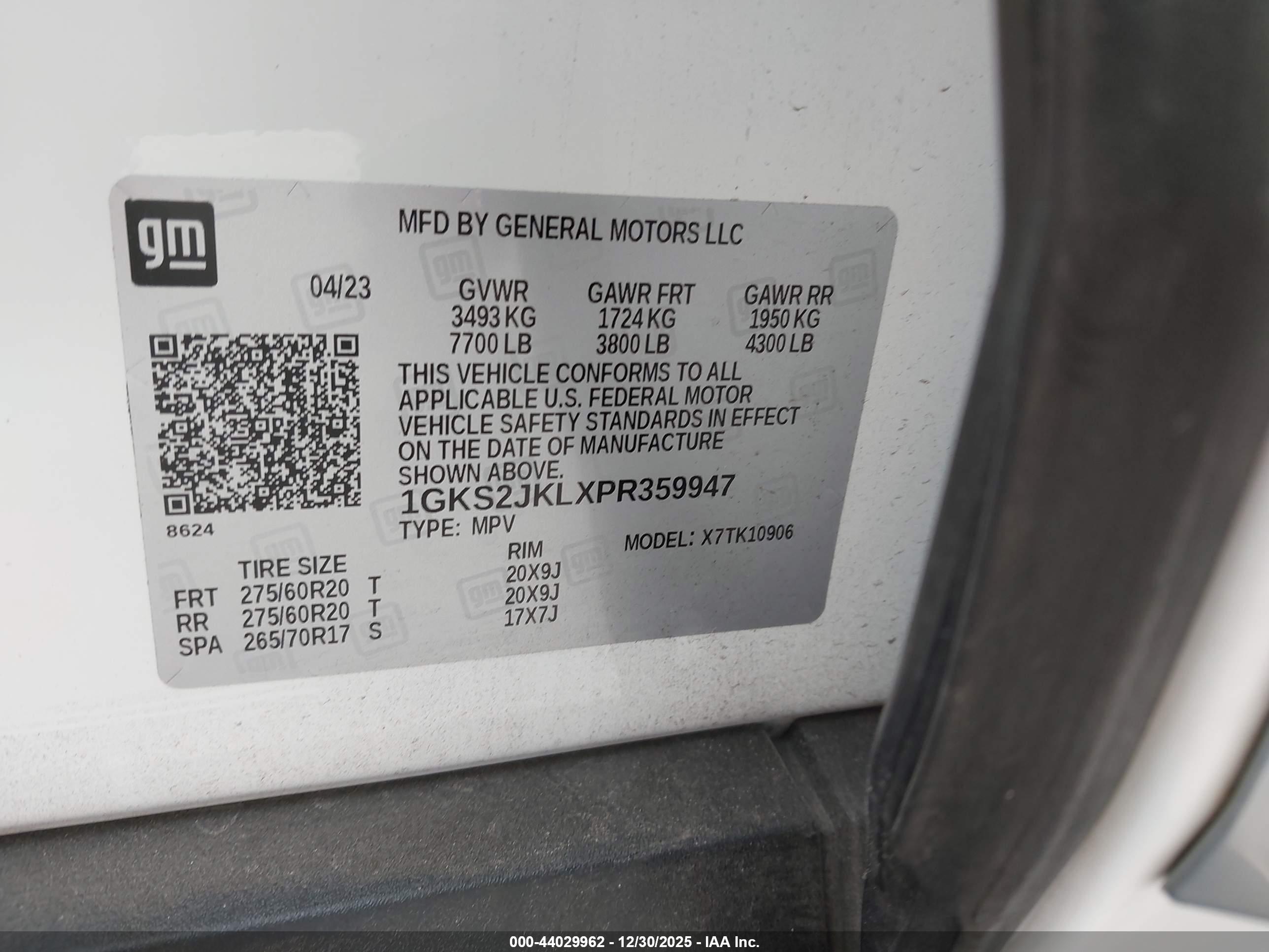GMC YUKON image 9