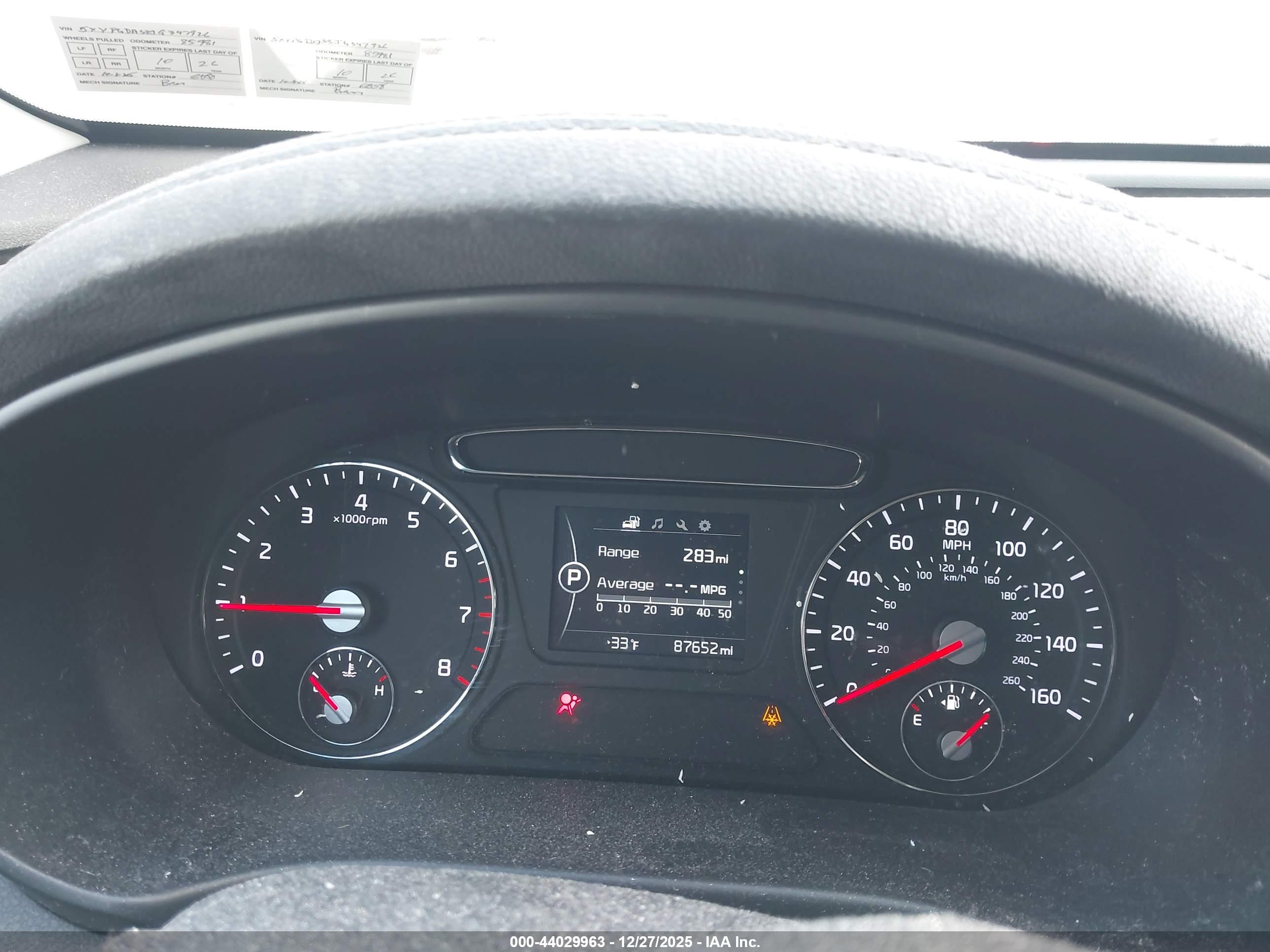 KIA SORENTO image 7