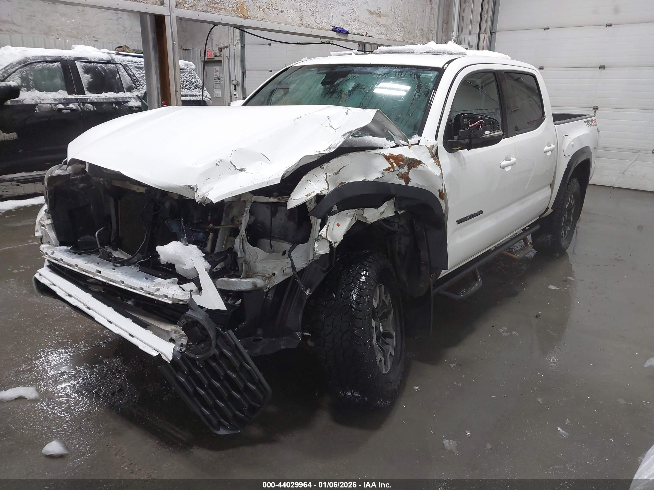 TOYOTA TACOMA image 2