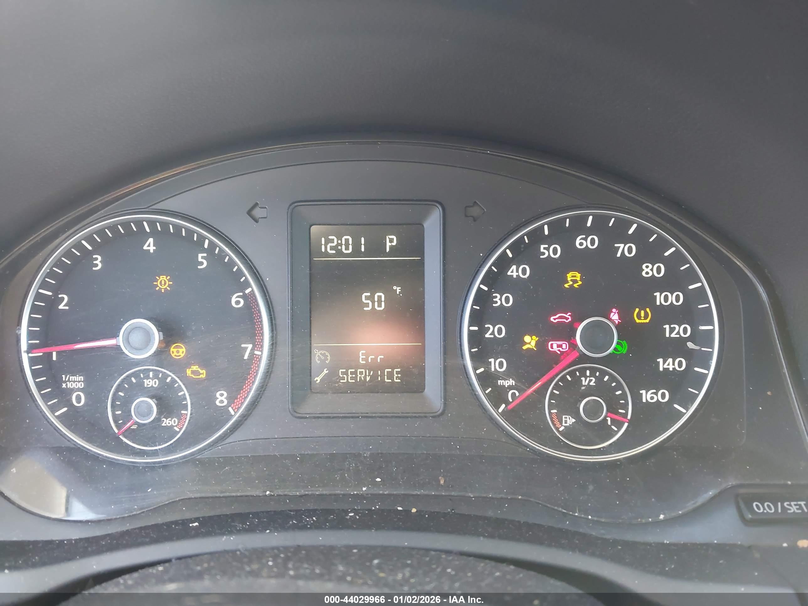 VOLKSWAGEN JETTA image 7