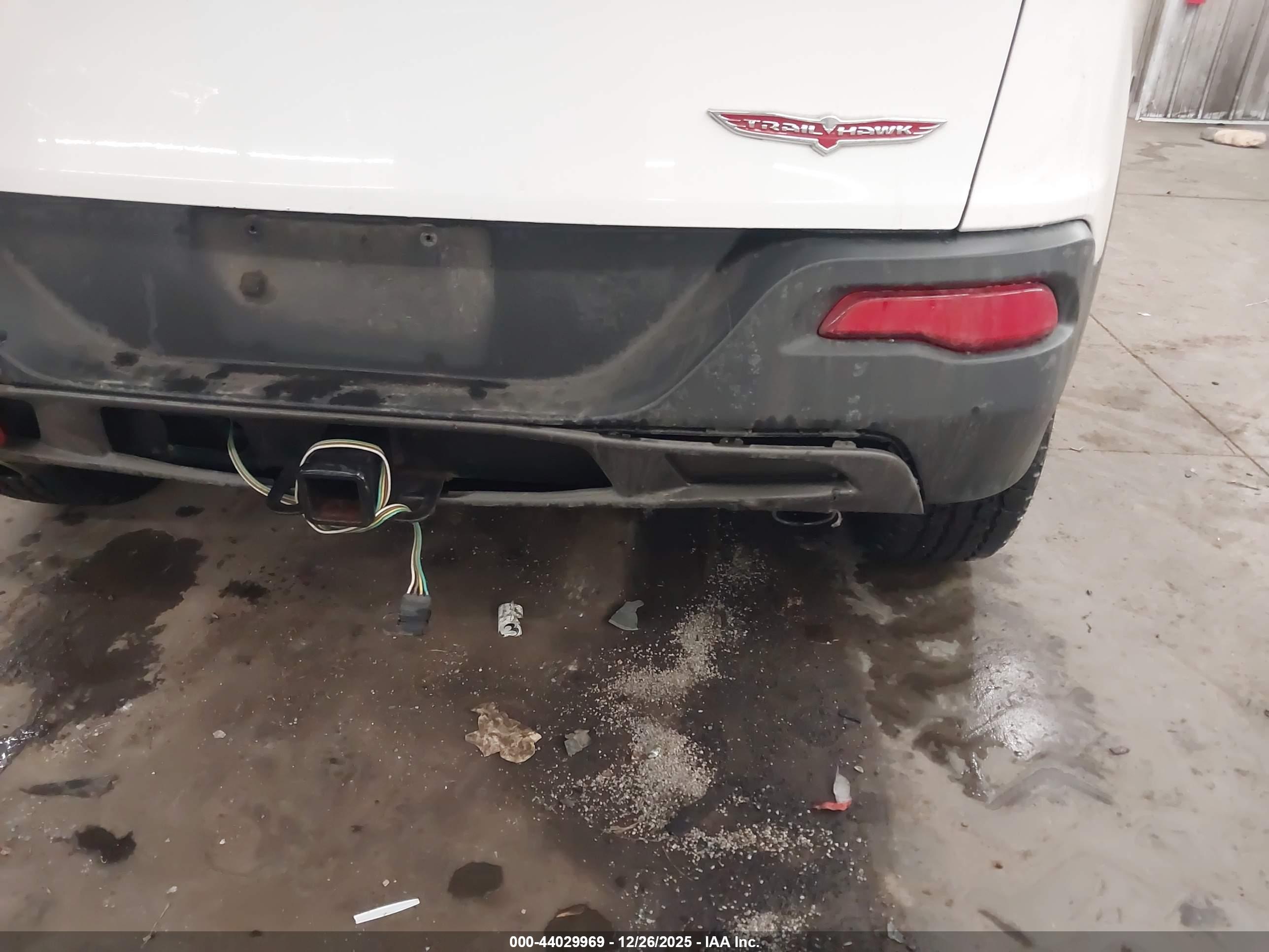 JEEP CHEROKEE image 6