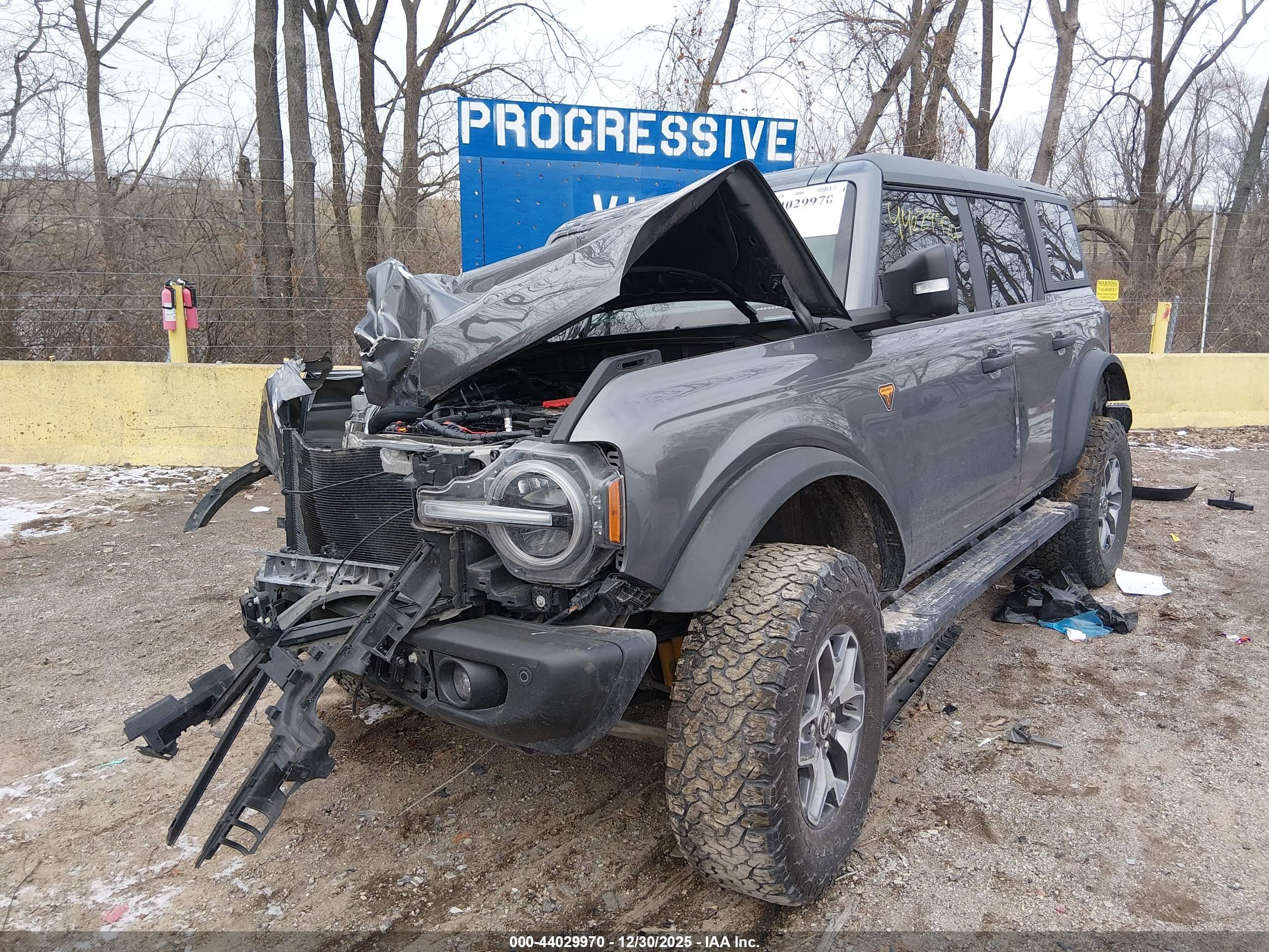 FORD BRONCO image 2