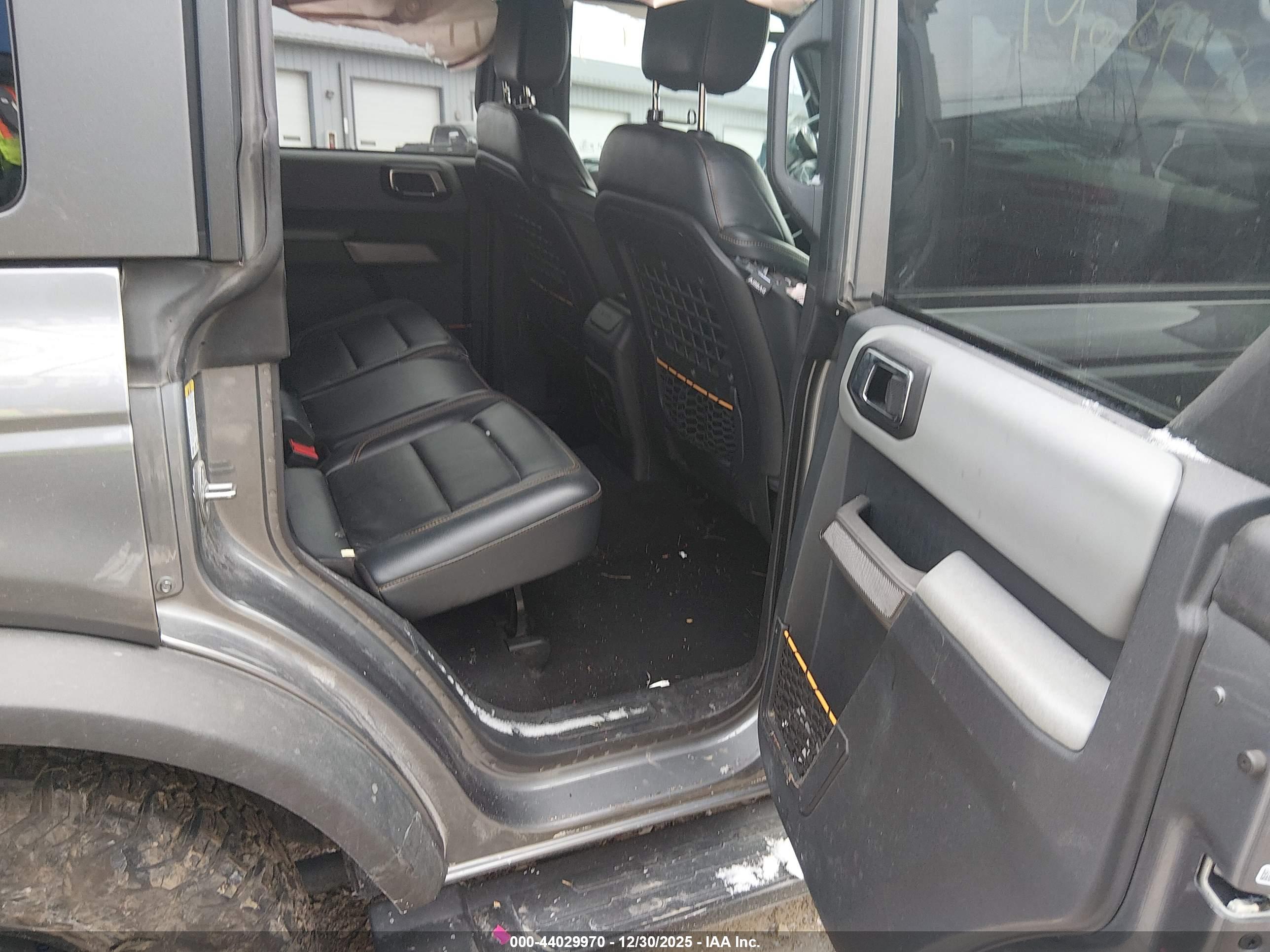 FORD BRONCO image 8