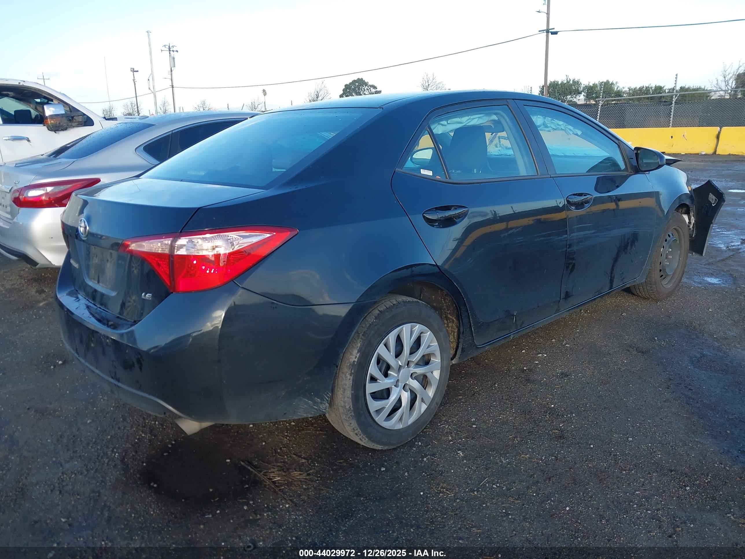 TOYOTA COROLLA image 4