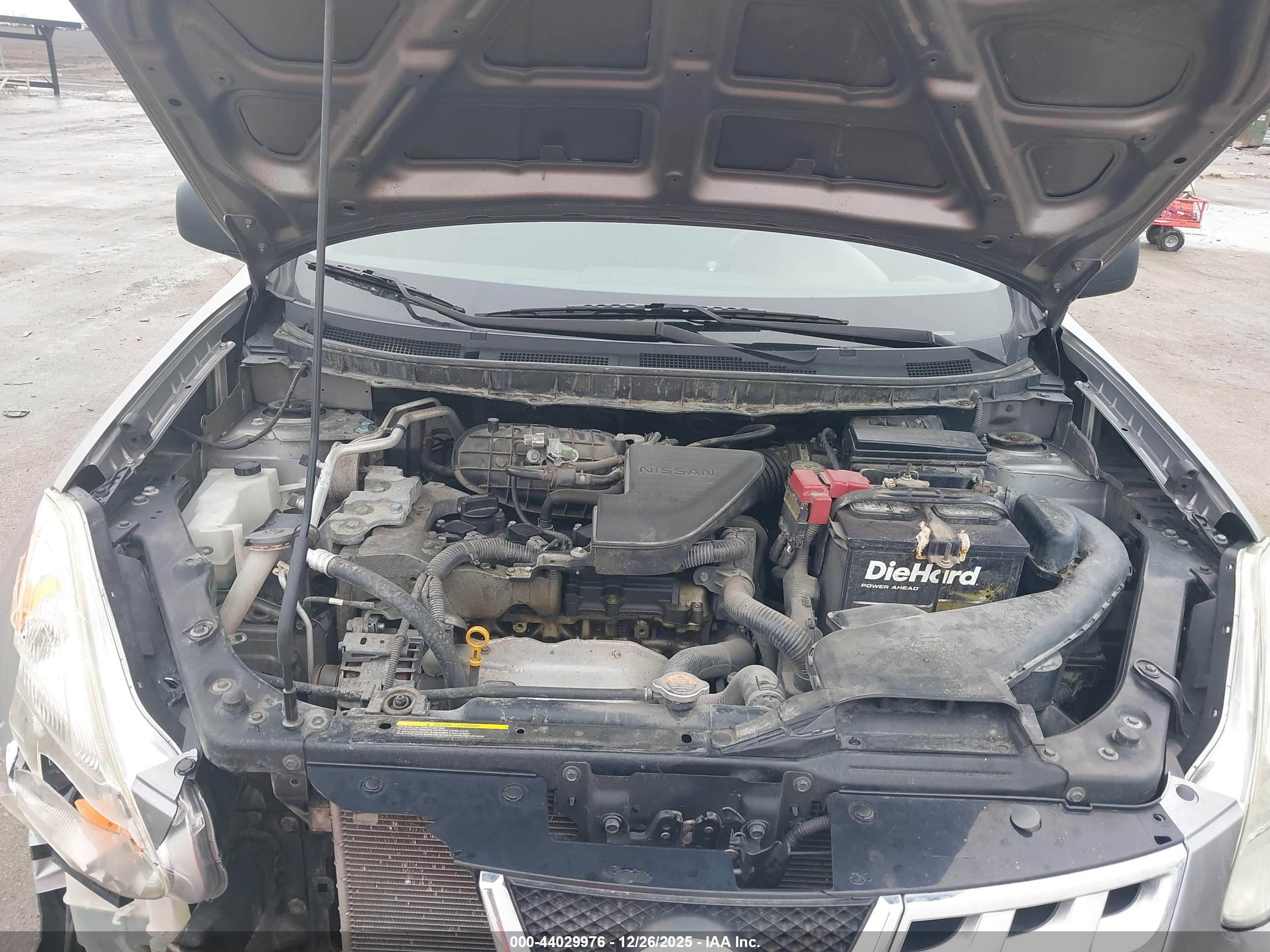 NISSAN ROGUE image 10