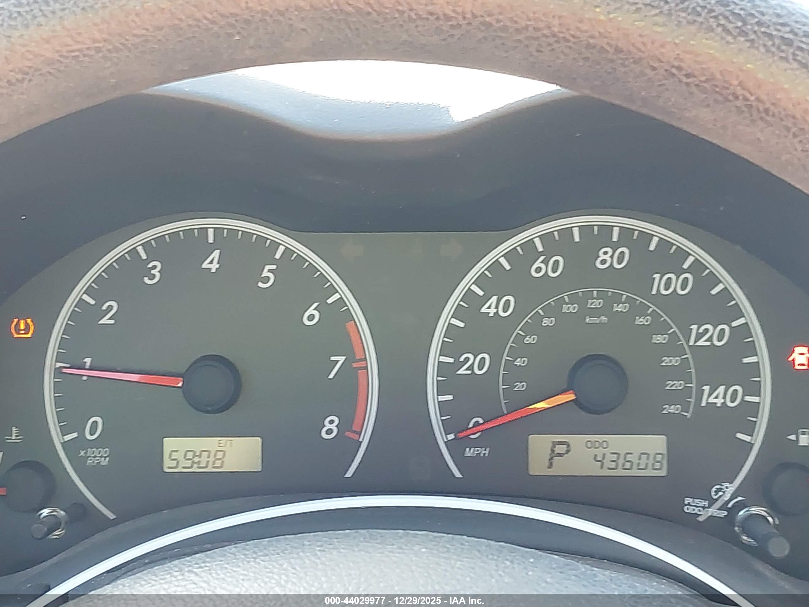 TOYOTA COROLLA image 7