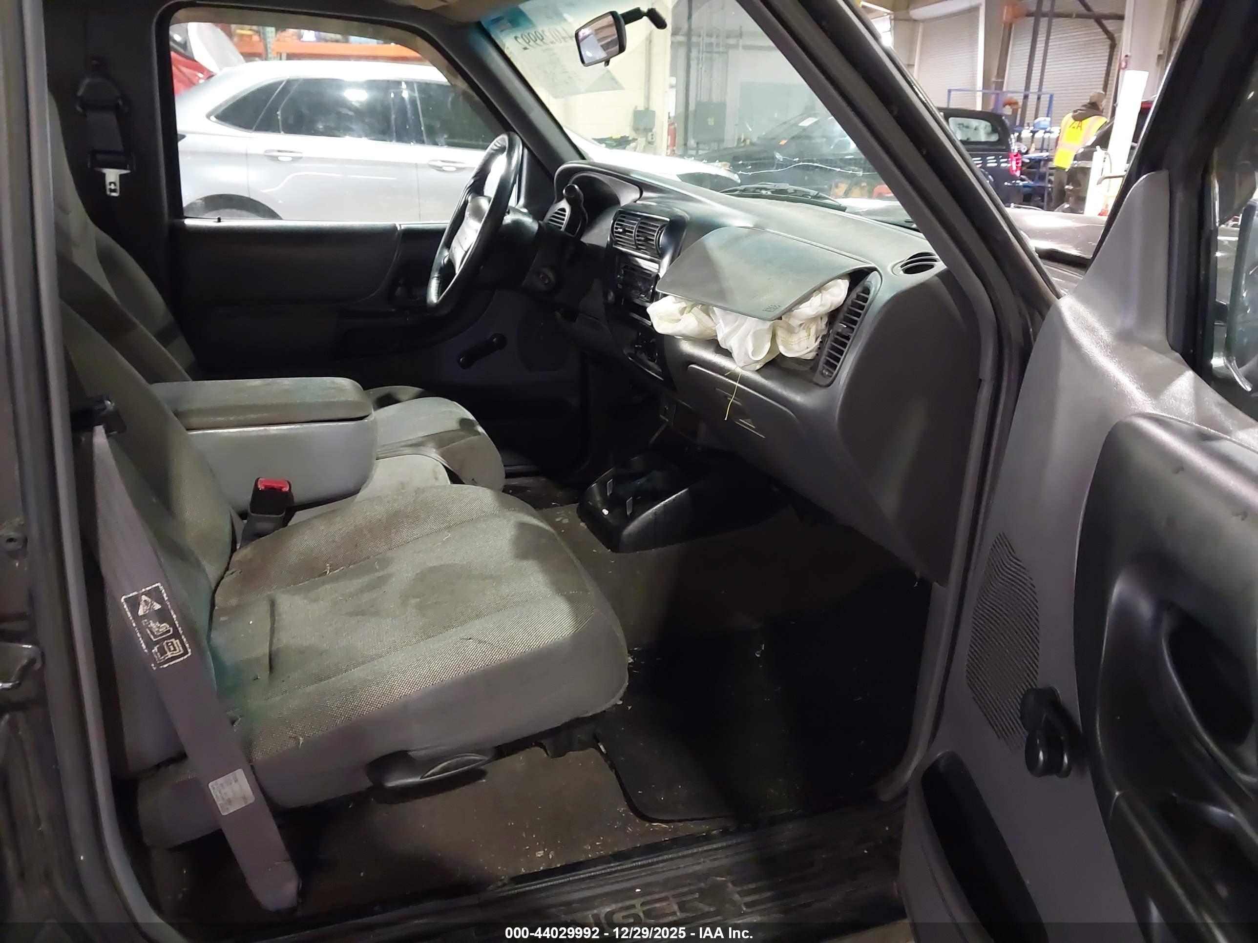 FORD RANGER image 5