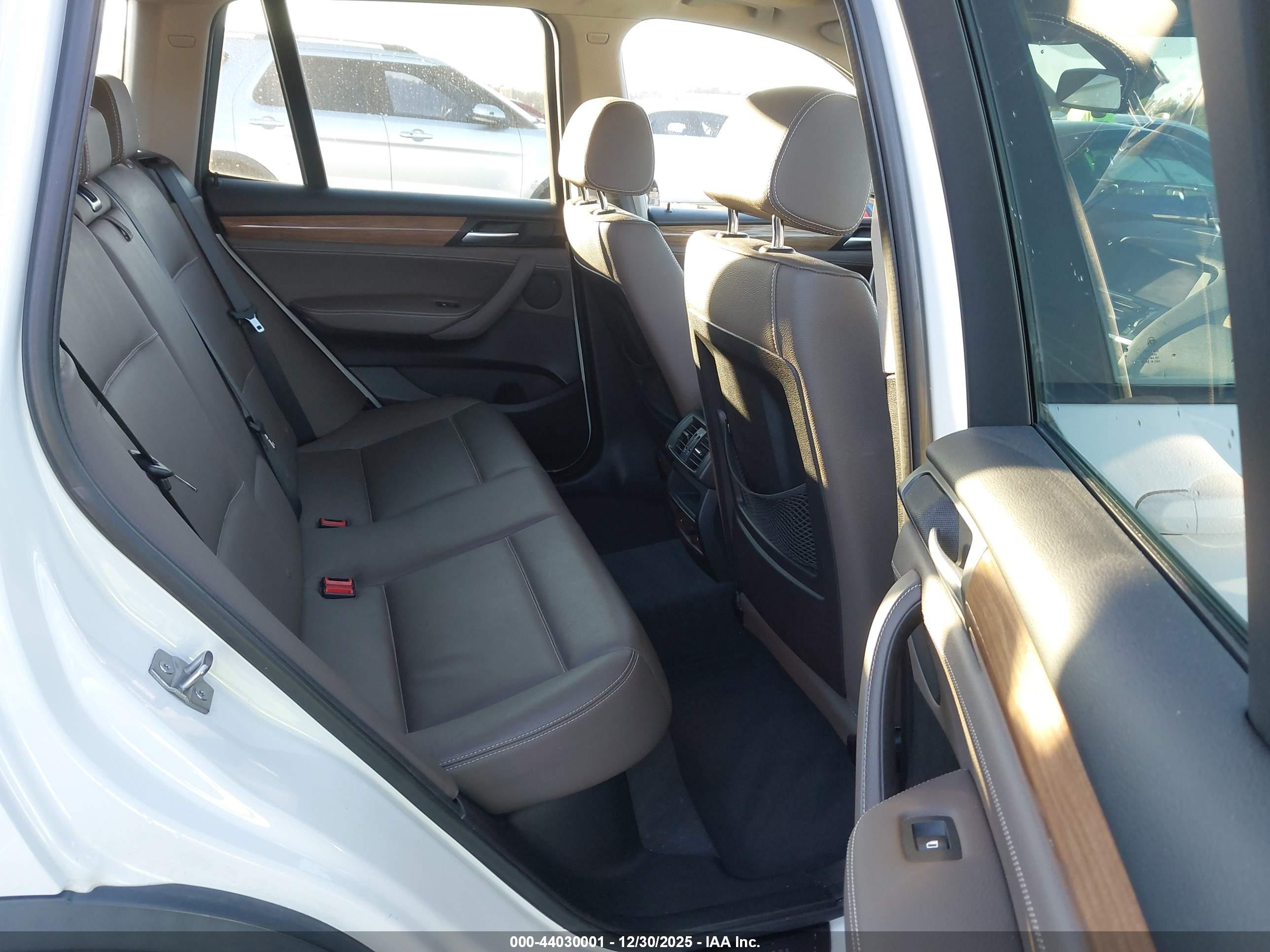 BMW X3 image 8