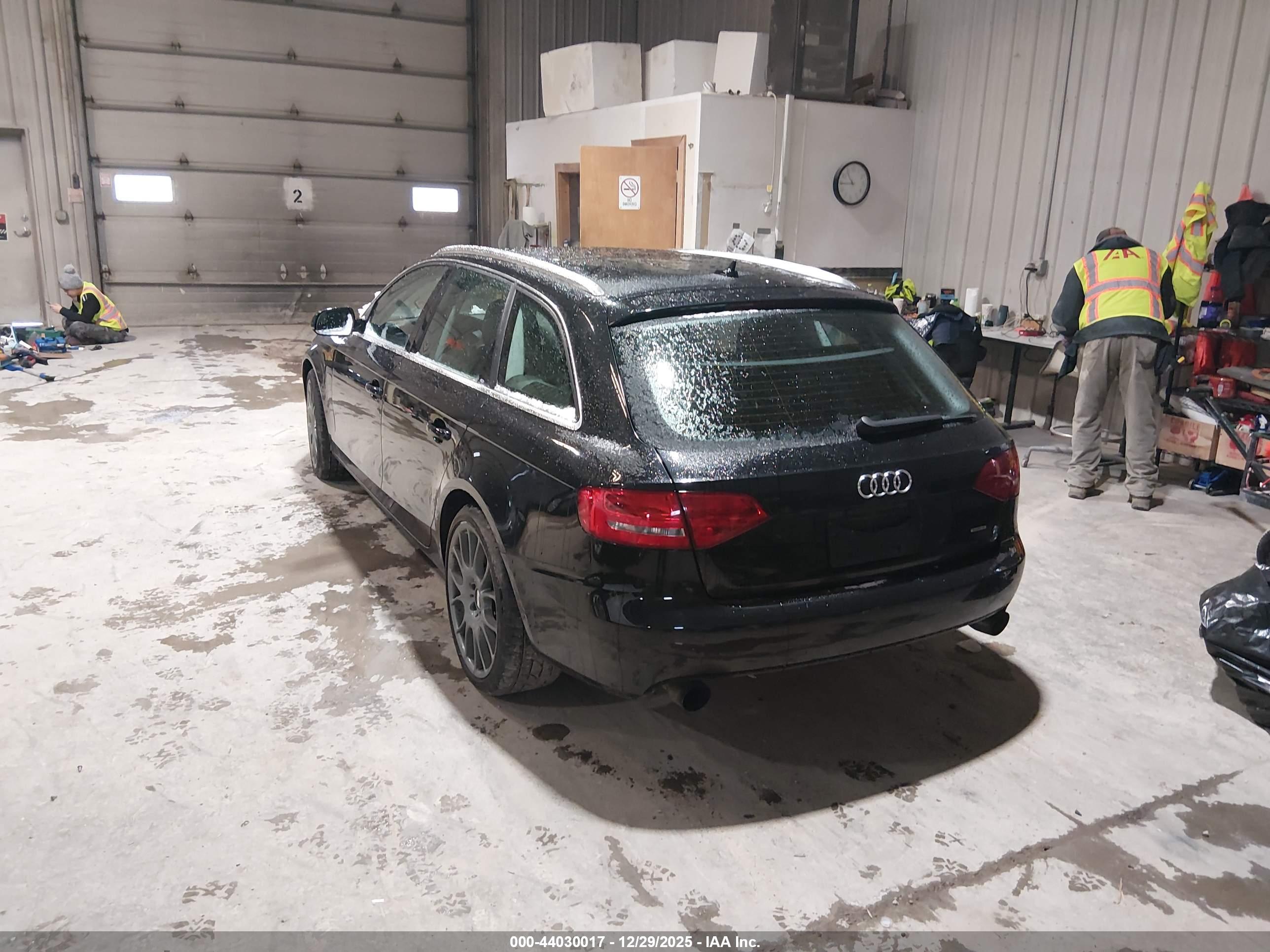 AUDI A4 image 3