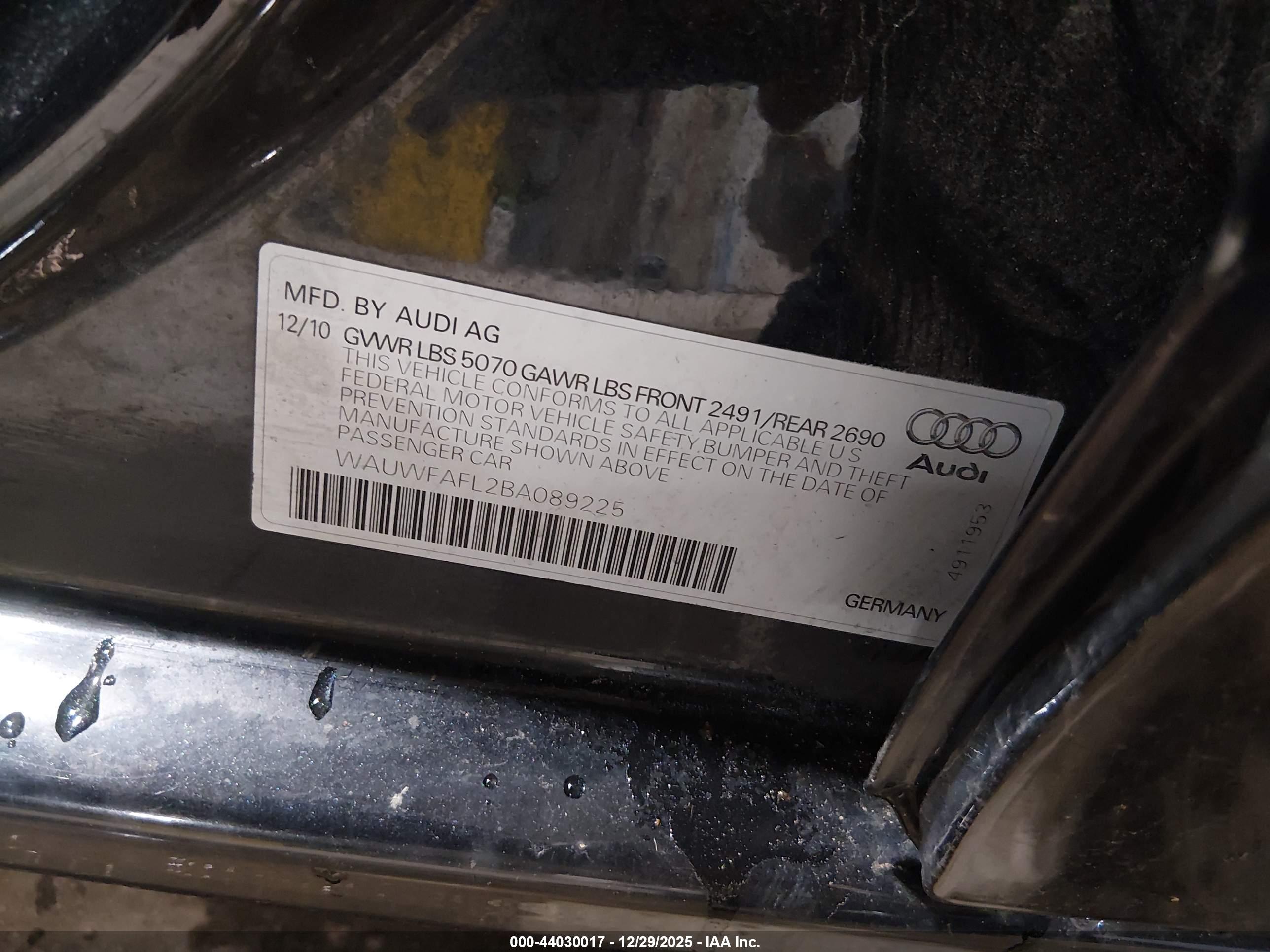 AUDI A4 image 9