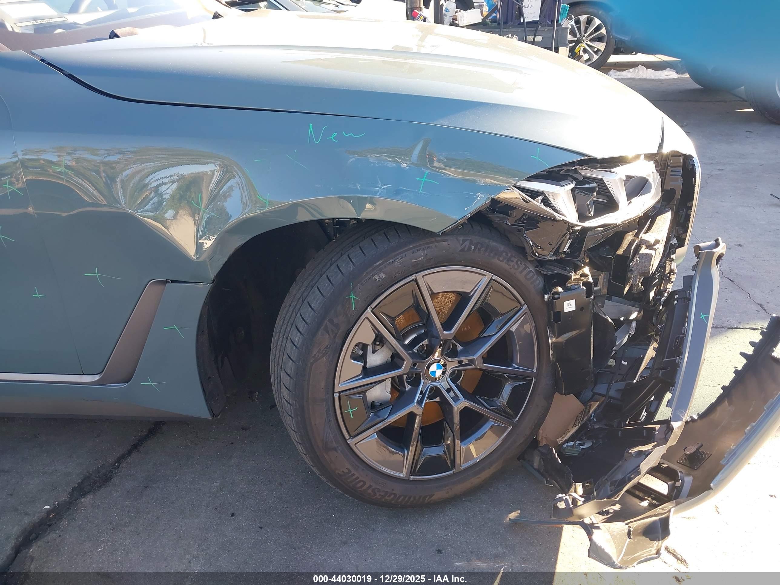 BMW I4 image 6